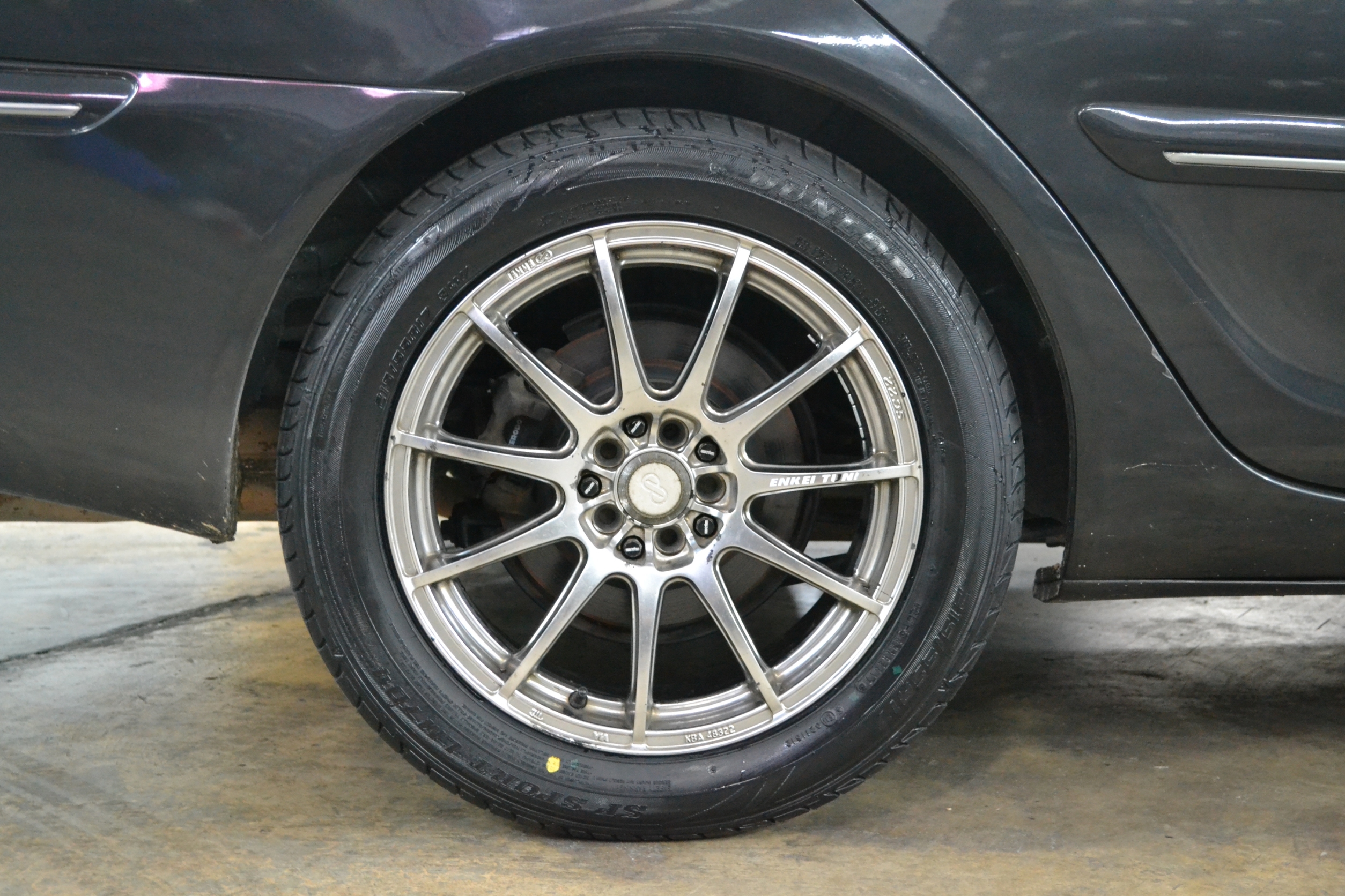 ยางใหม่ DUNLOP LM704 215/55-17 ซื้อ2แถม2 ราคาถูก