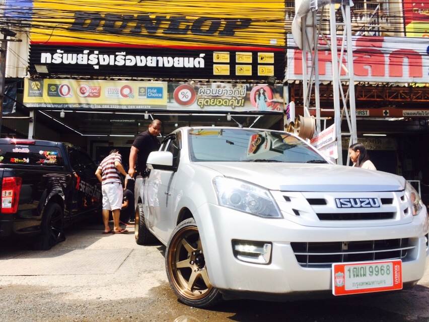 TE37ก้านตรงของ18ยางซอฟ ชุด 19800 ปกติ 35000