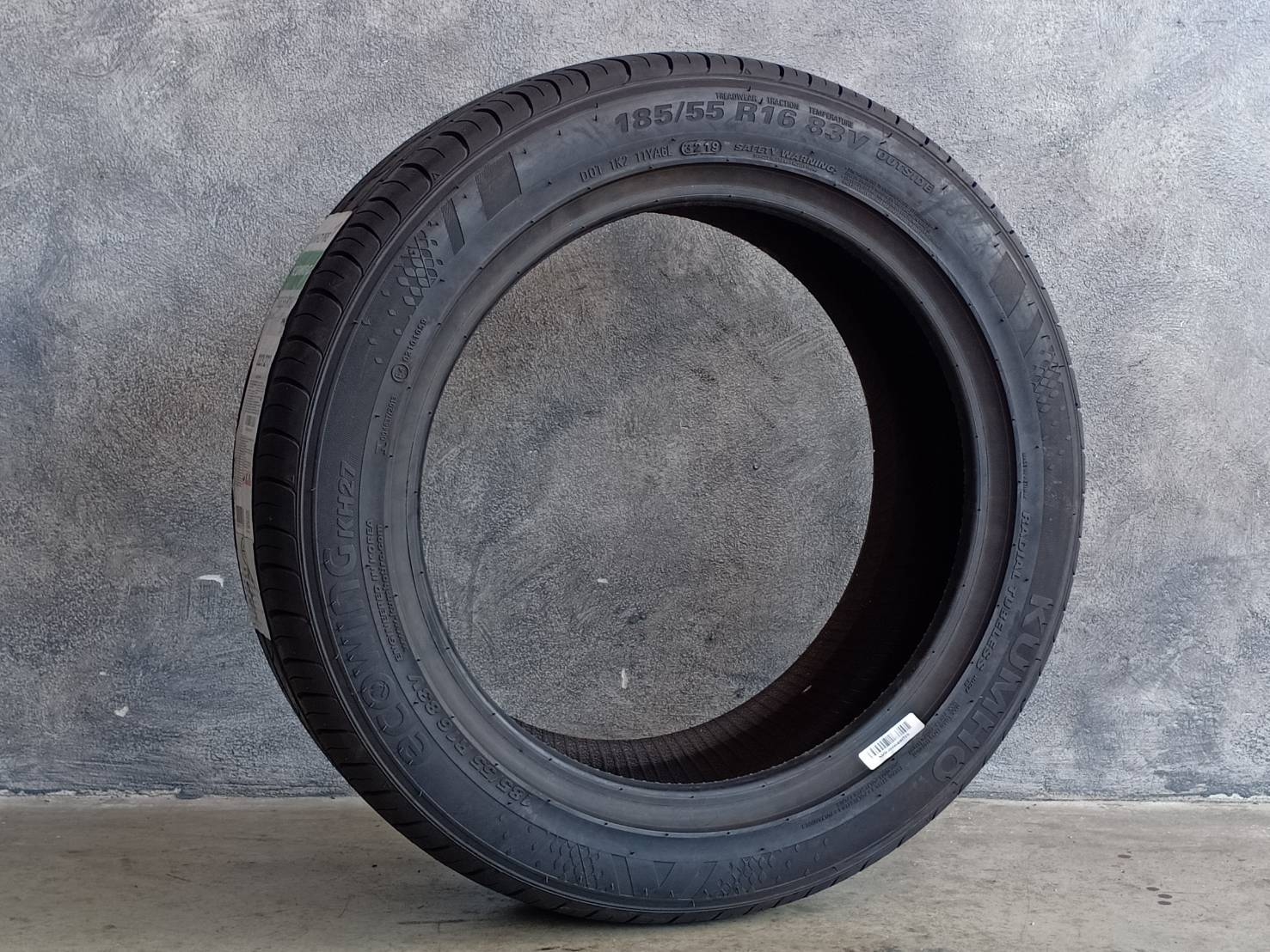 KUMHO 185/55R16 ECOWING KH27 83V MADE IN VIETNAM