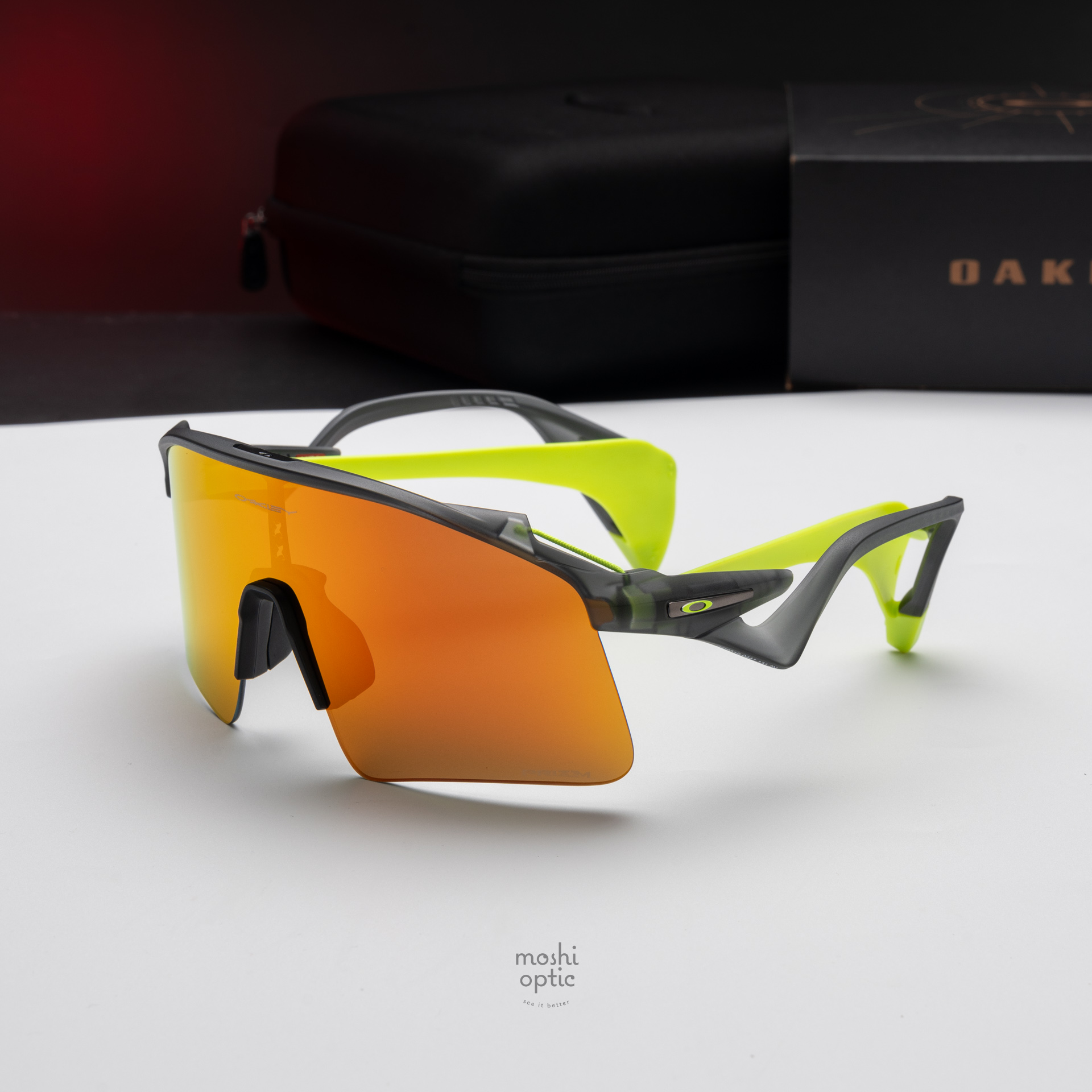 OAKLEY STUNT WING OO9519-04 Matte Grey Smoke Prizm Ruby