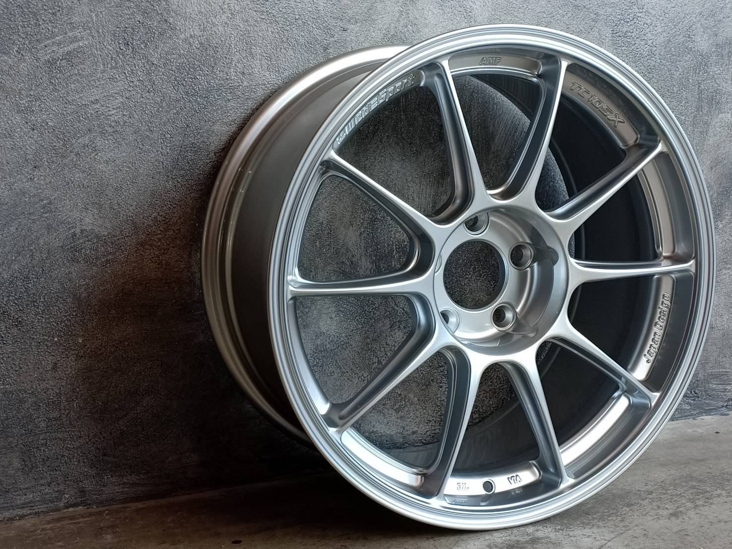 AOW-105X (FLOWFORMING) 18X8.75 5H114.3 35 73.1