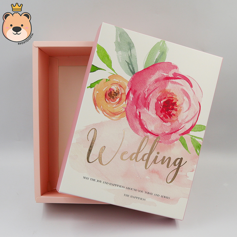 กล่องของขวัญ Gift box ประกอบให้พร้อมส่ง กล่องเปิดฝา กล่องของขวัญชำร่วย มี 4 ลายให้เลือก (แพ็คกล่องส่ง)