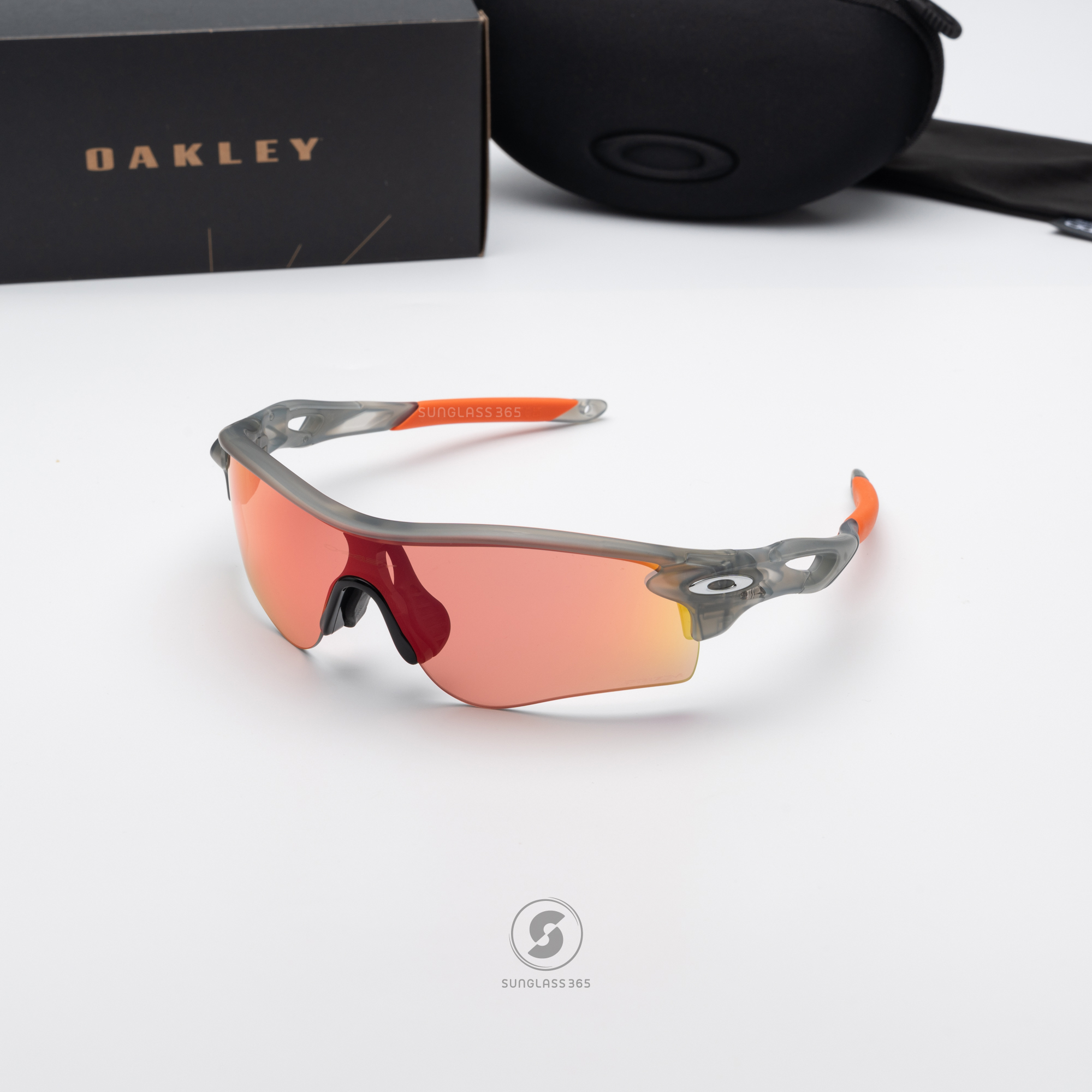 Oakley OO9206-95 RADARLOCK PATH Prizm Ruby Matte Grey Ink Prizm Trail Torch