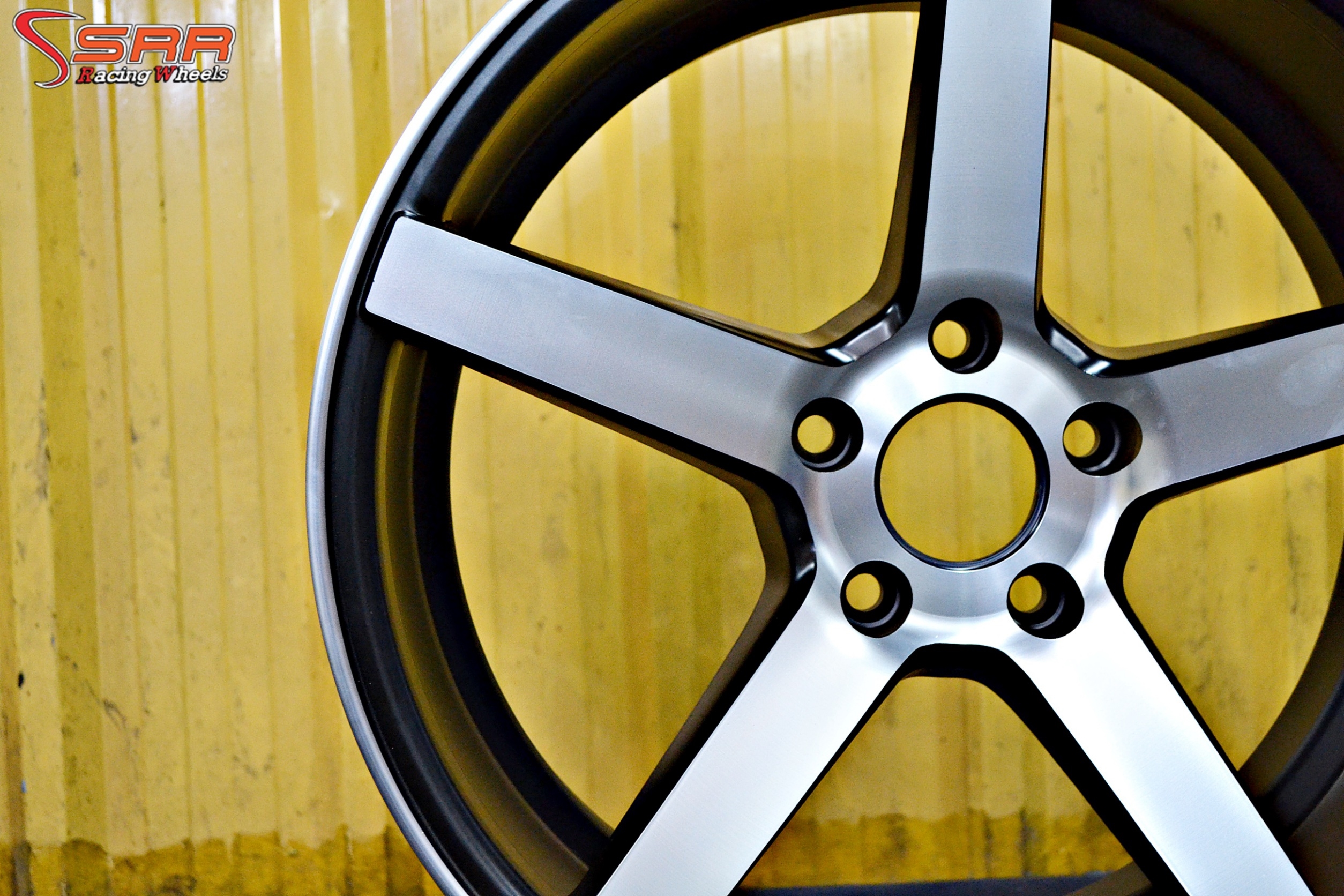 มาใหม่ ล้อ CV3 ขอบ18 พร้อมยาง ชุด 25000 เท่านั้น