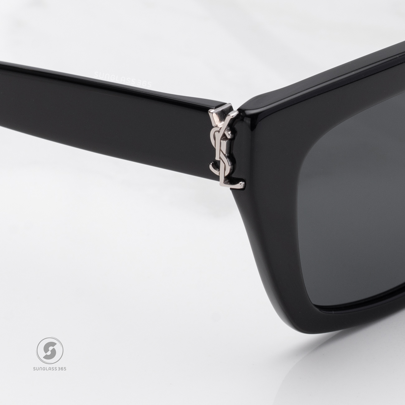 แว่นกันแดด YVES SAINT LAURENT SL M131F 001