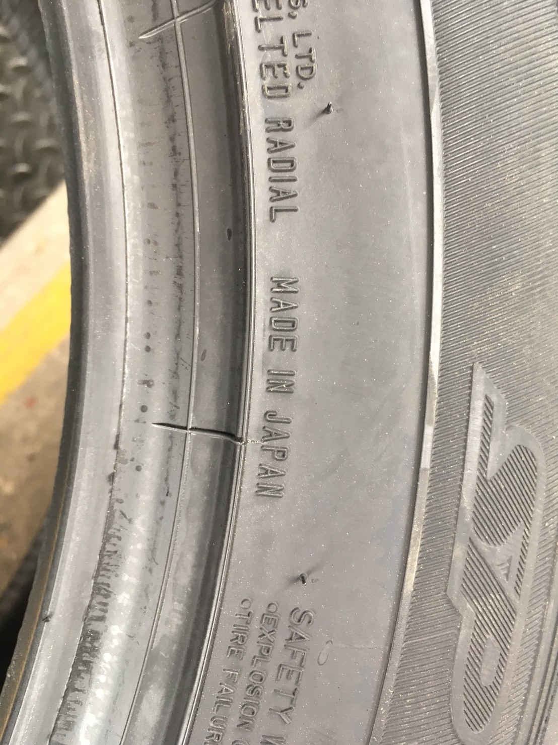 ยาง DUNLOP SP SPORT MAXX050+ 265/50-20 ปี18 เส้น 7500 ปกติ 14000