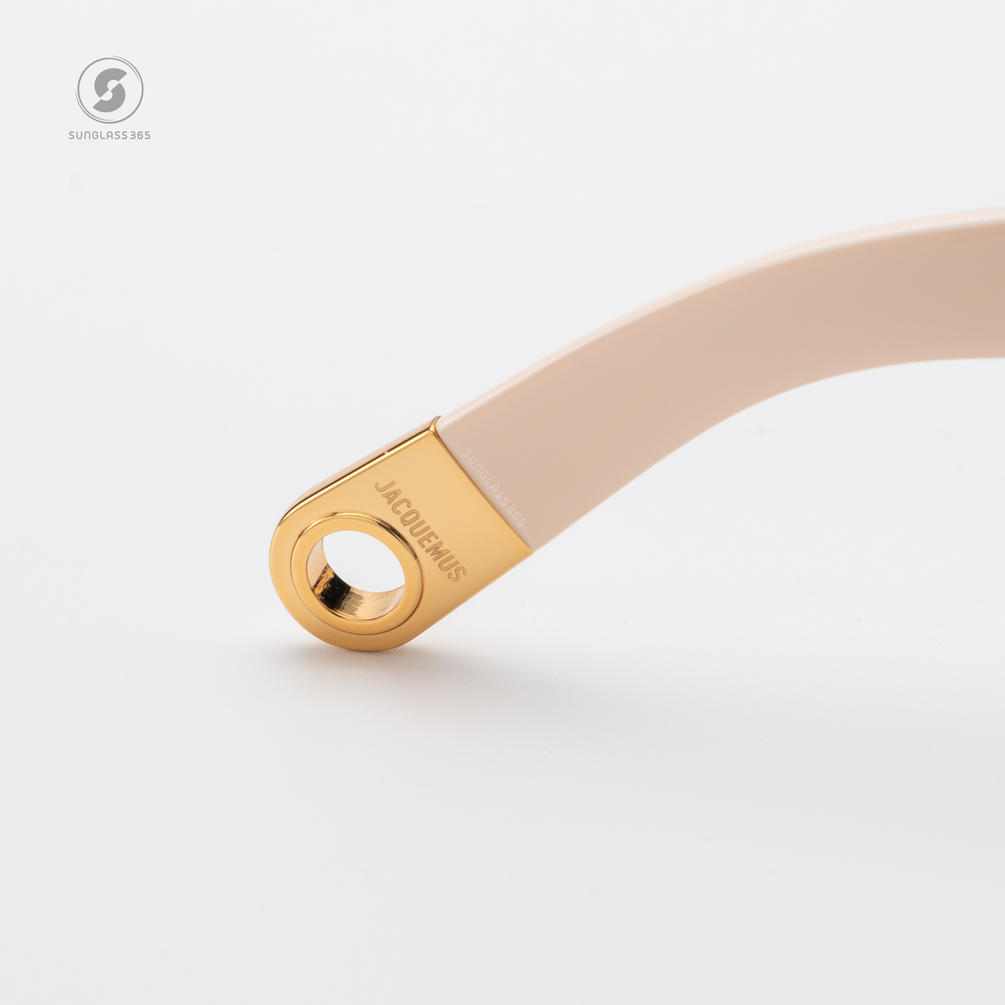 แว่นกันแดด JACQUEMUS THE PILOTA JAC2 C2