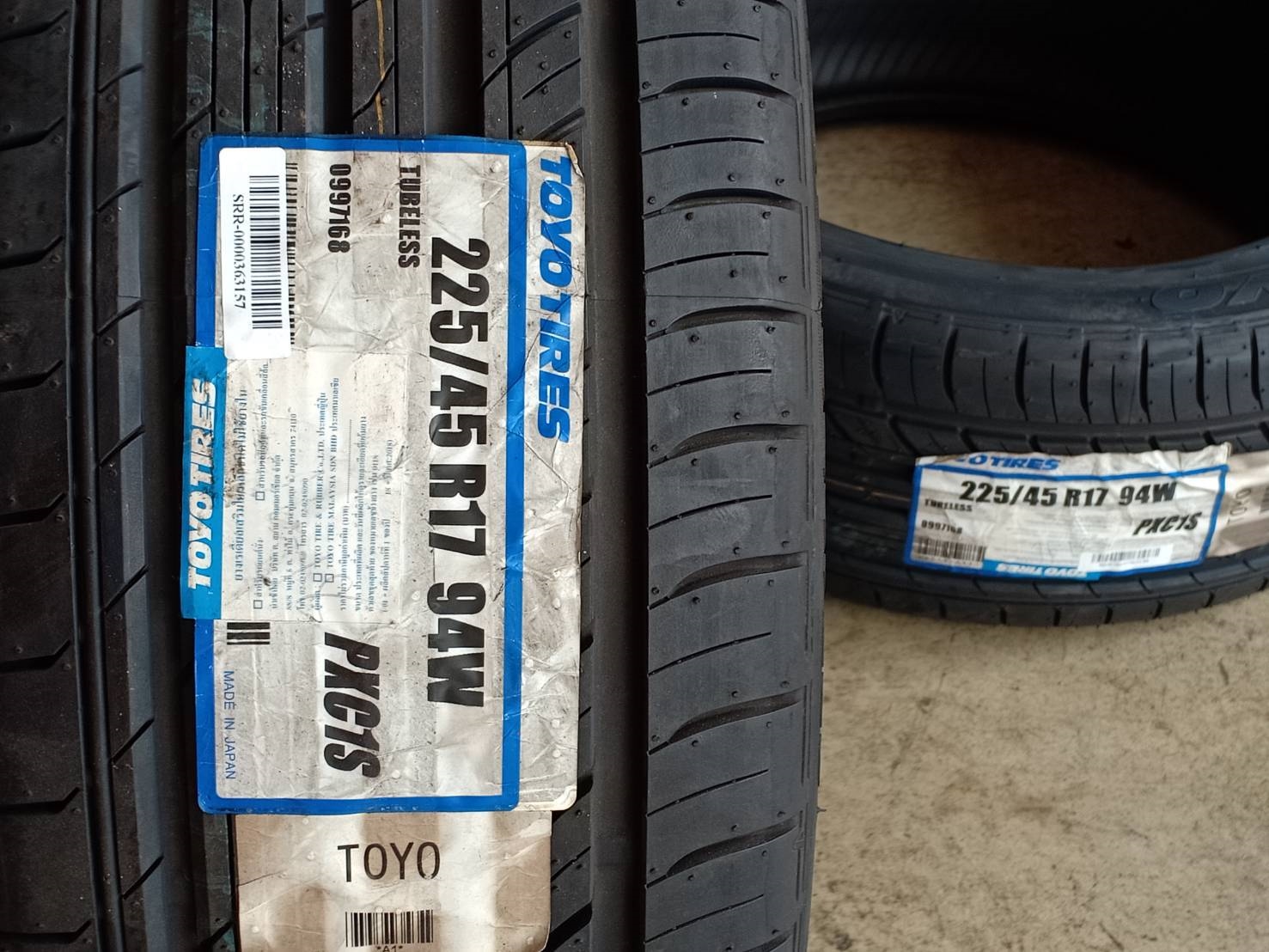 TOYO C1S 225/45-17 เส้น 3500 ปกติ 5200