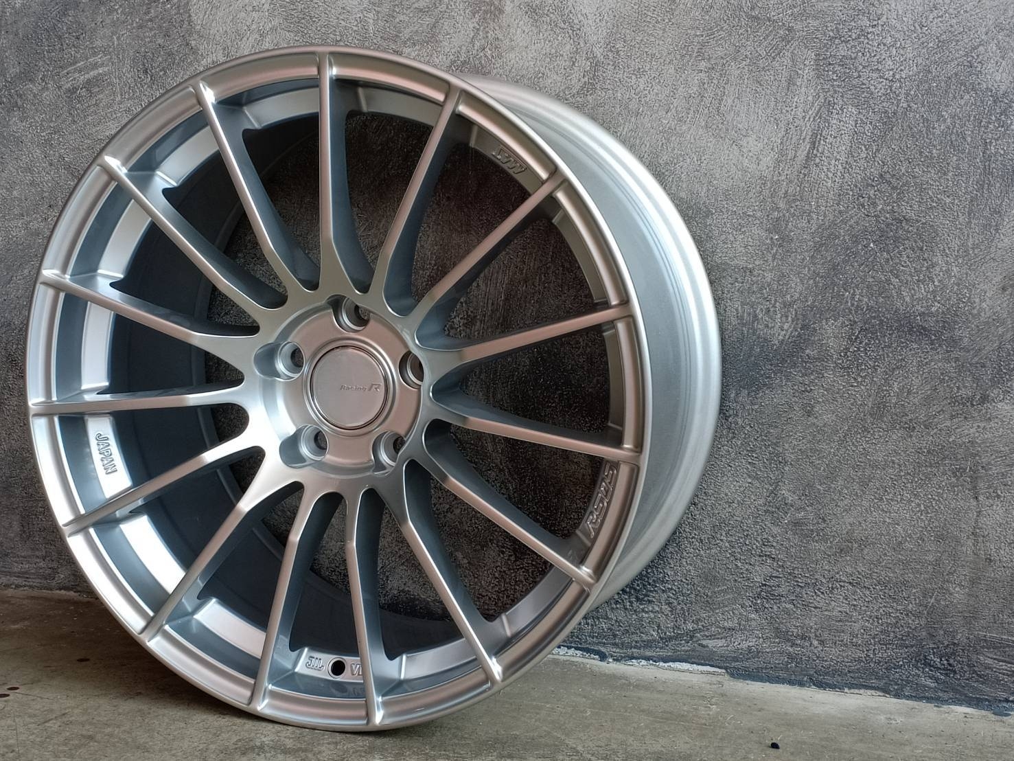 TKRS5 18X8.5 5X114.3 35 73.1 HGS