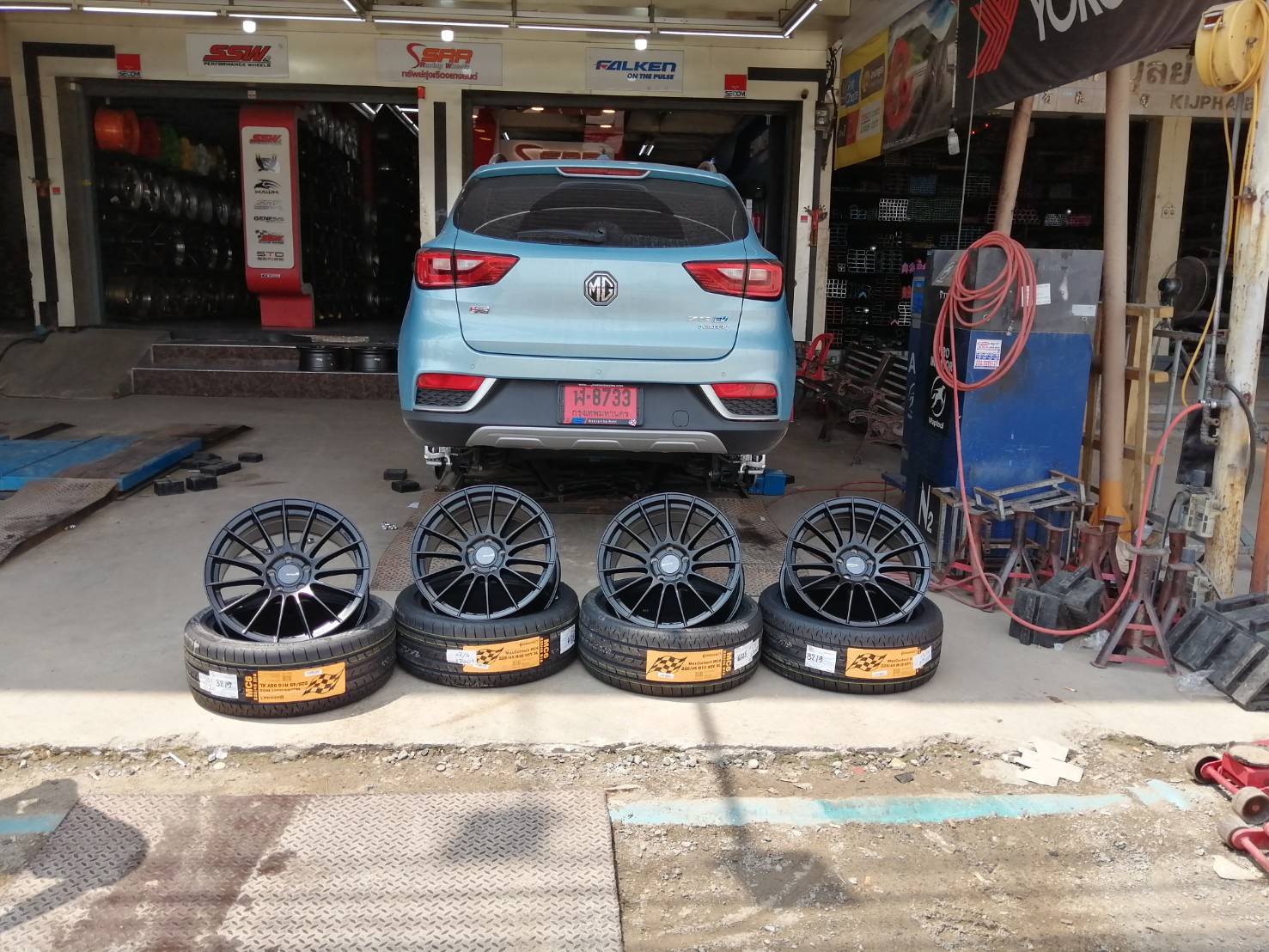 MG ZS ล้อ RS05RR ขอบ18 ราคาพิเศษ