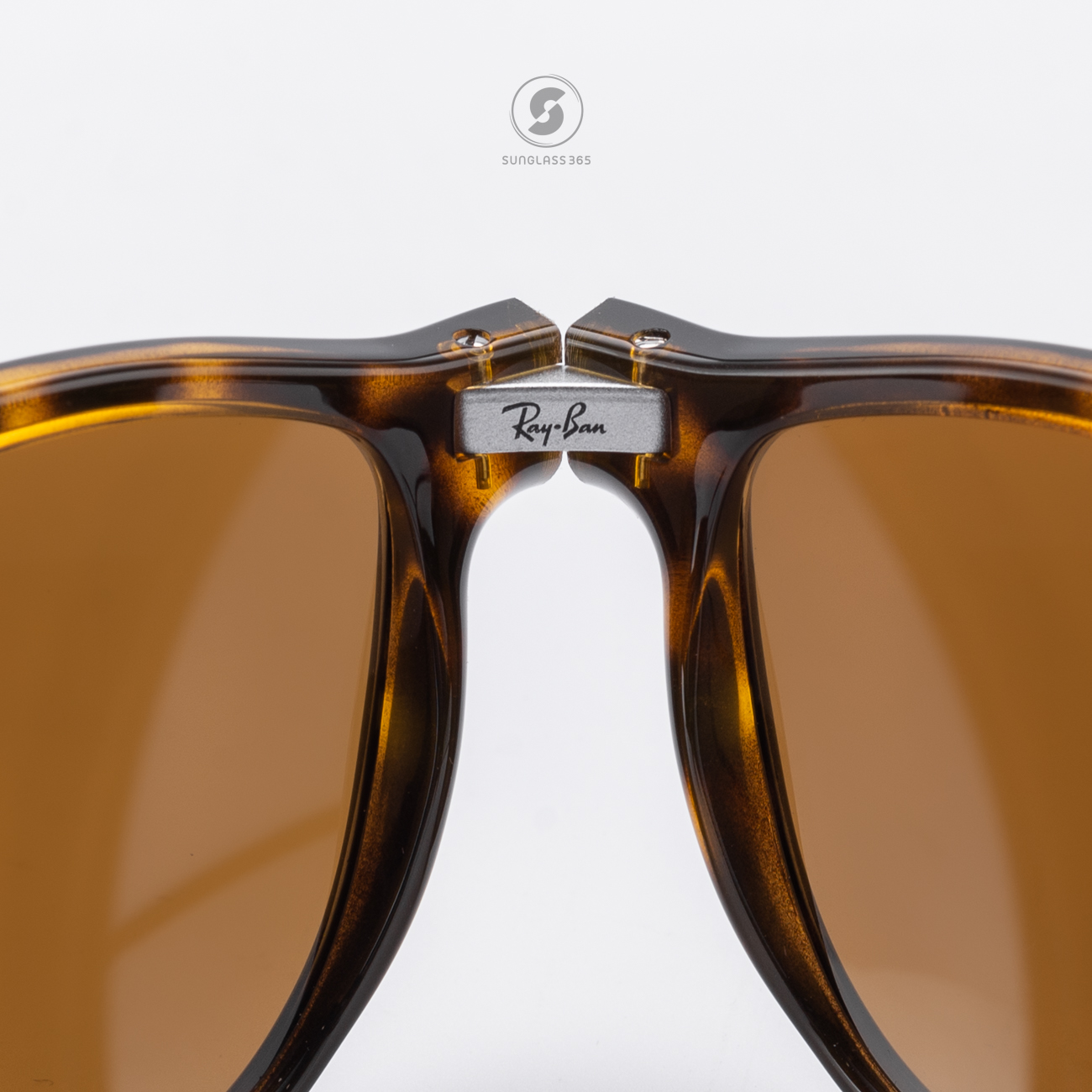 RayBan Wayfarer Folding RB4105 710