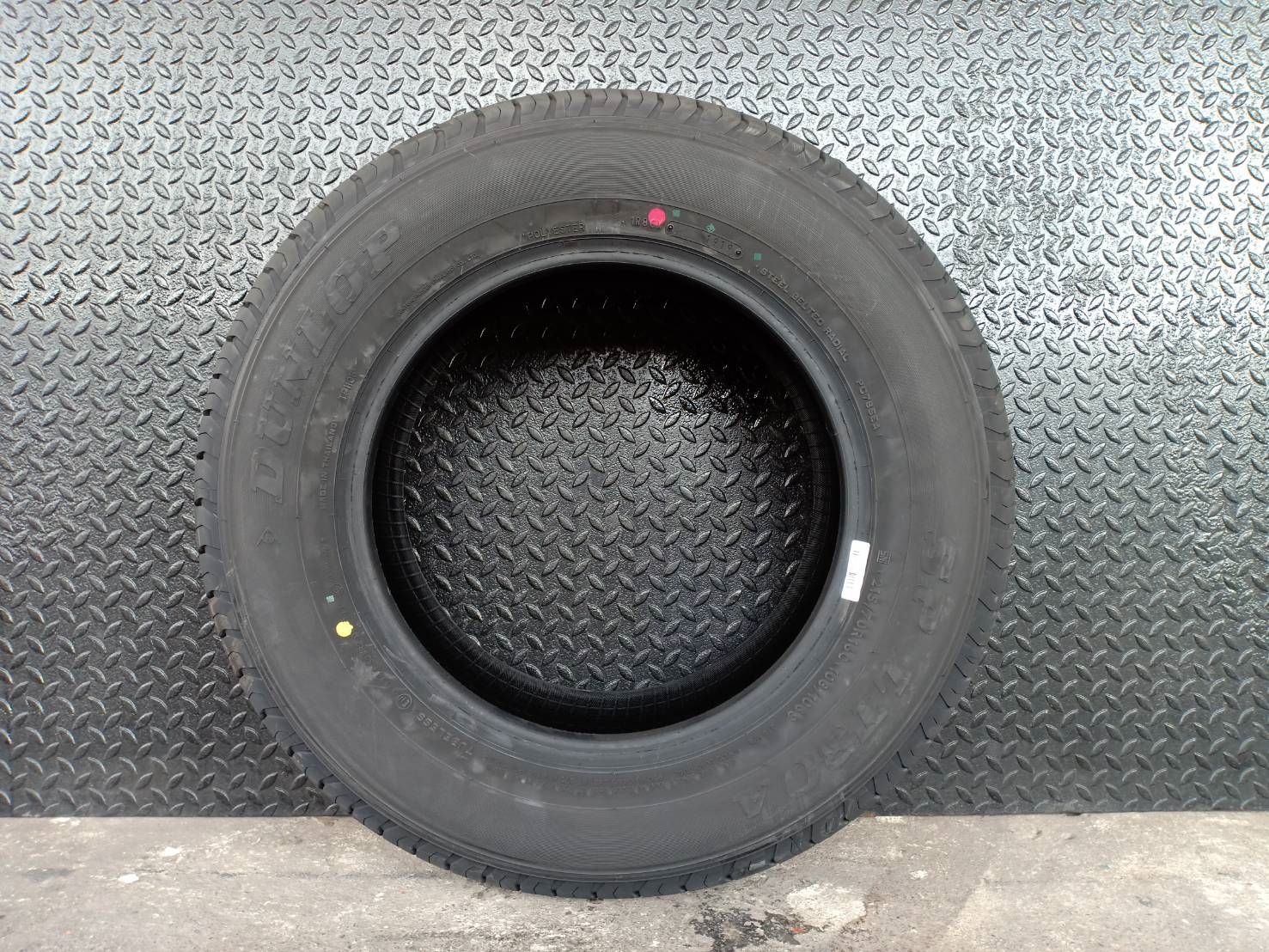 ยางใหม่ DUNLOP LT30A 215/70-16 ยางใส่รถกะบะ