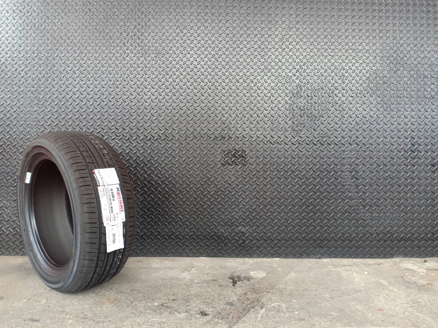 ยางเข้าใหม่ ลดราคา YOKOHAMA ALLIANCE 030EX 195/50R15 82V Y19