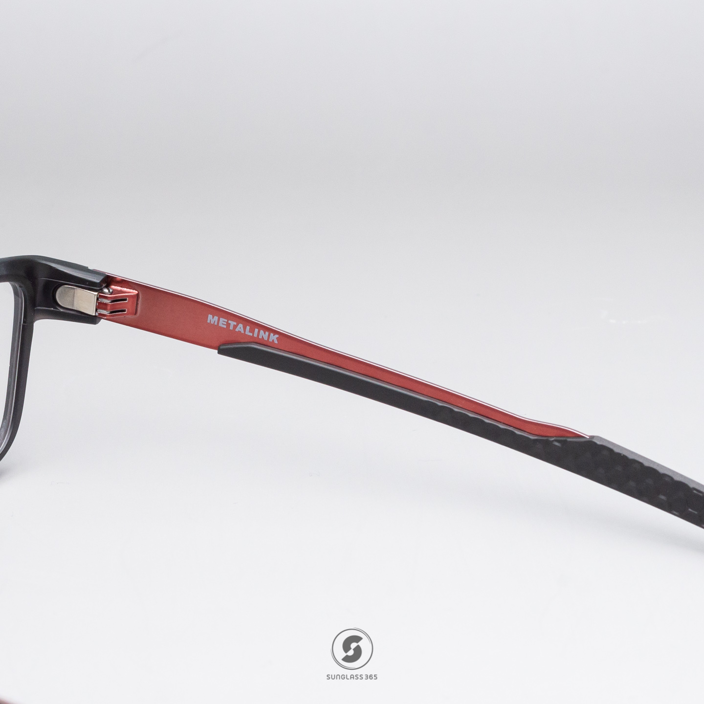 Oakley Metalink OX8153-05 Satin Grey Smoke
