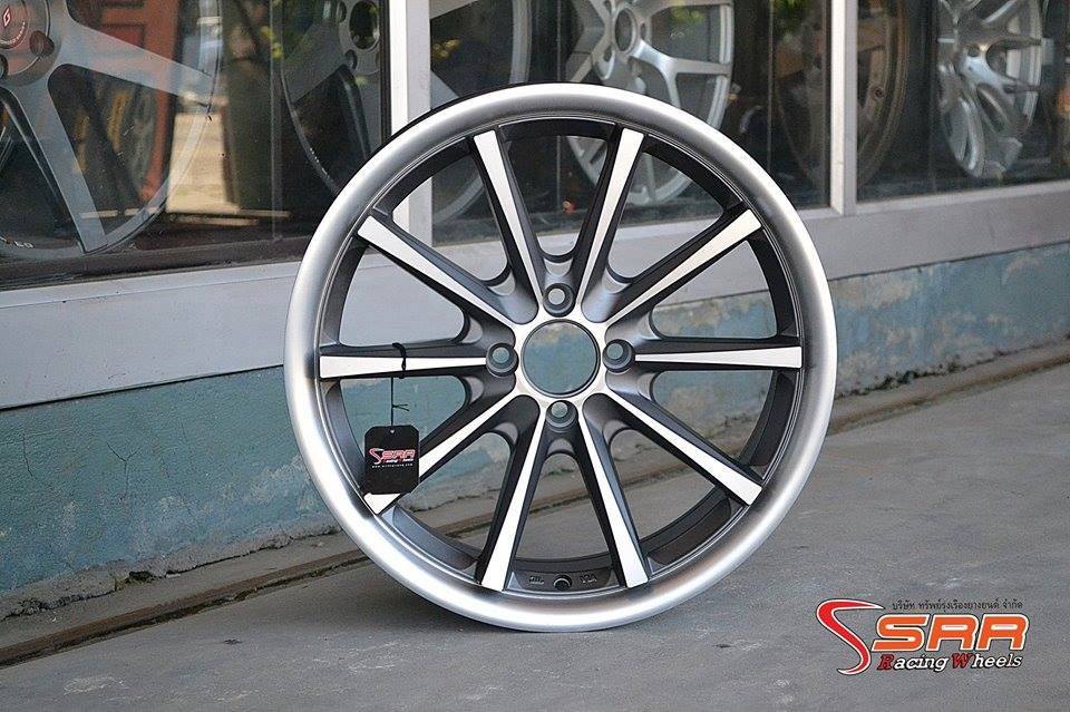 ล้อขอบ17ยางYOKOHAMA V701 205/45-17 ปี16 ชุด 18,500 ปกติ 32000