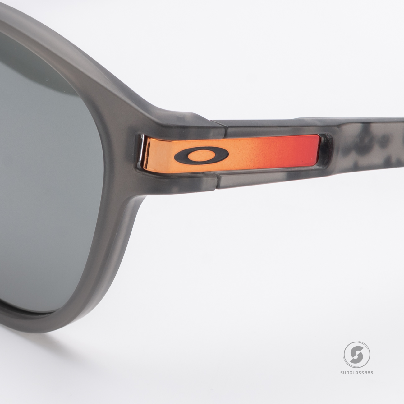 OAKLEY LATCH(A) OO9349-50 Matte Grey Smoke