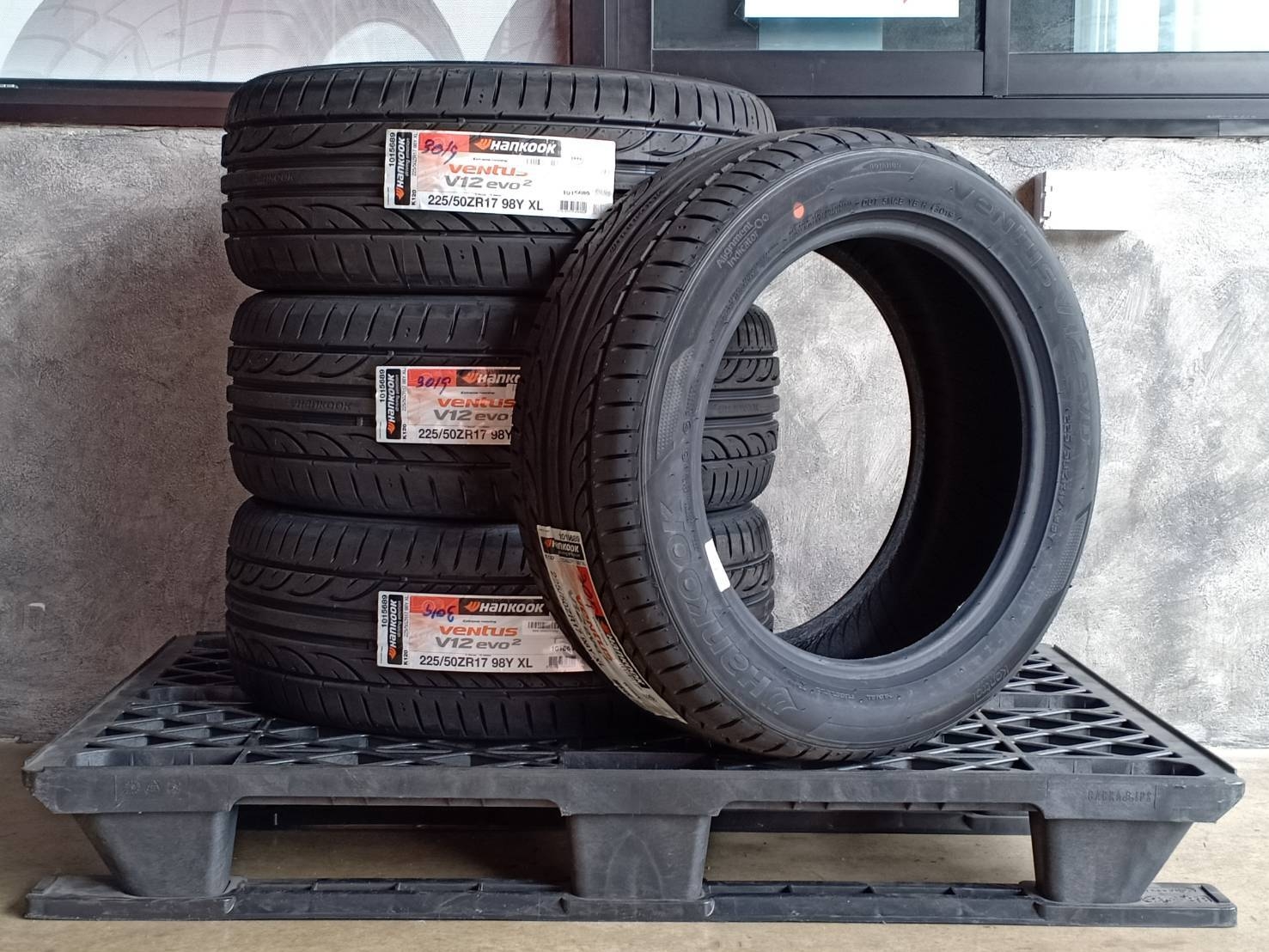 HANKOOK 225/50ZR17 VENTUS V12 EVO2 98Y XL MADE IN KOREA