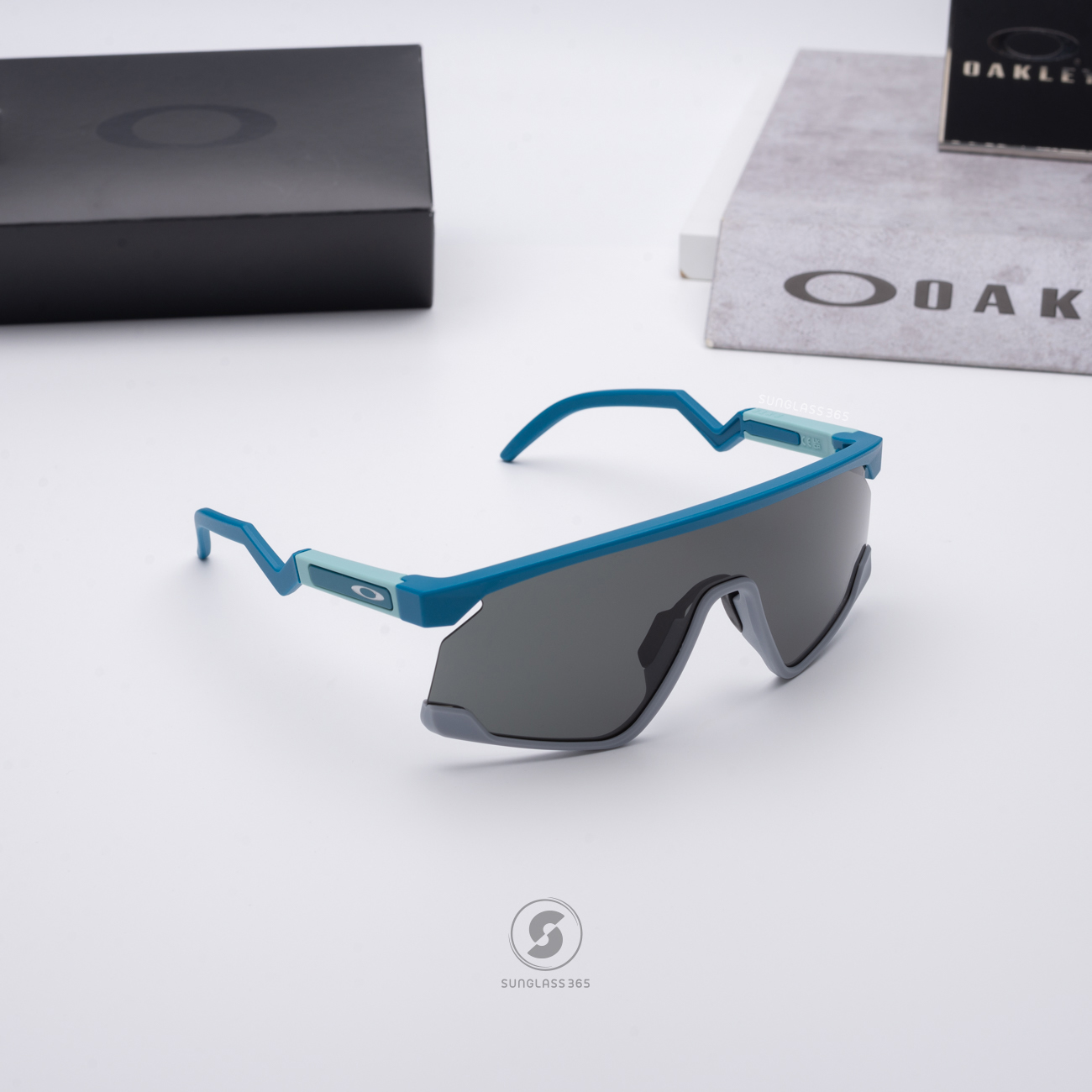 Oakley BXTR OO9280-09 Prizm Grey