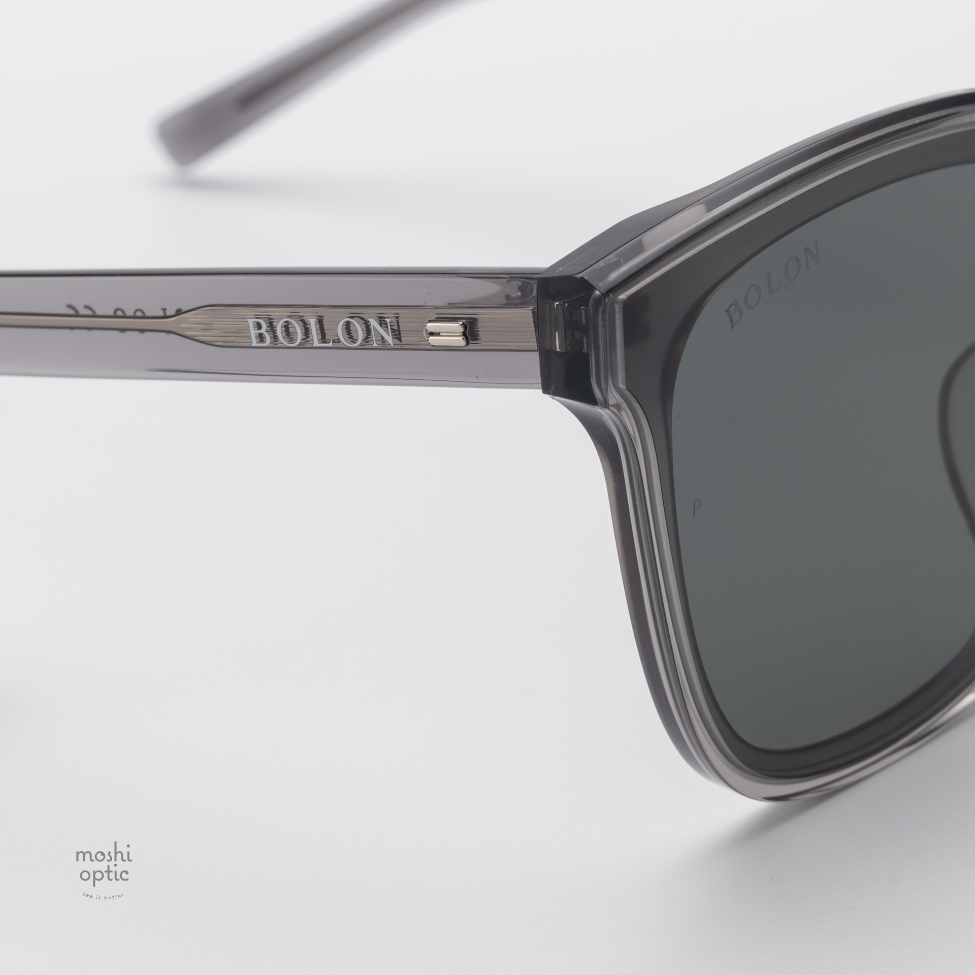 แว่นกันแดด BOLON รุ่น BL3185 Dalkey C11 Transparent Grey