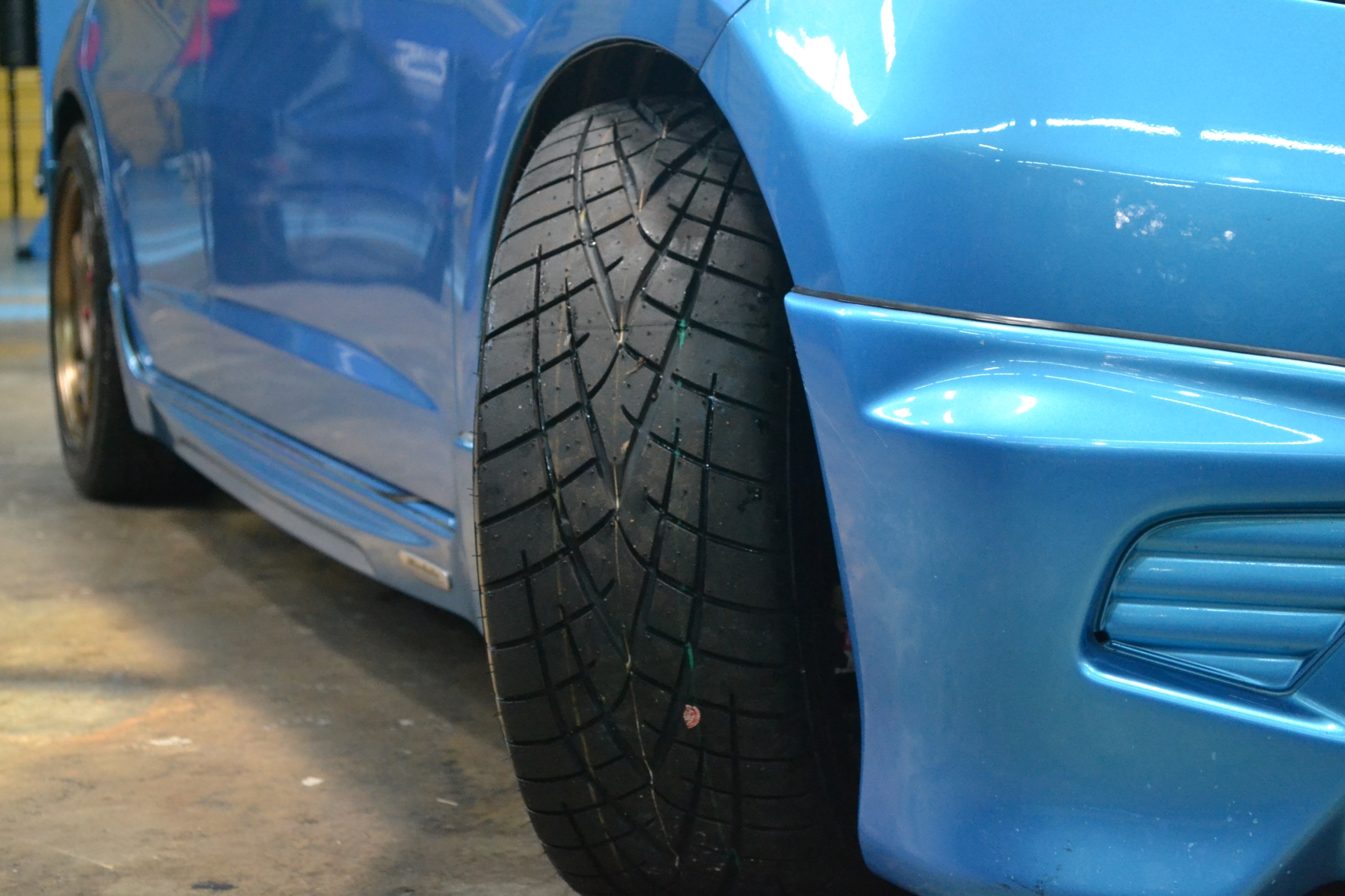 ยางใหม่ TOYO R1R 195/50-15 ขายราคาส่ง