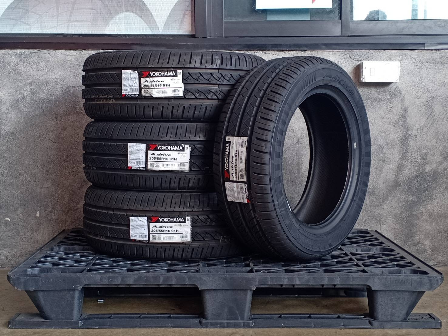 YOKOHAMA A.DRIVE 205/55R16 91H THAILAND