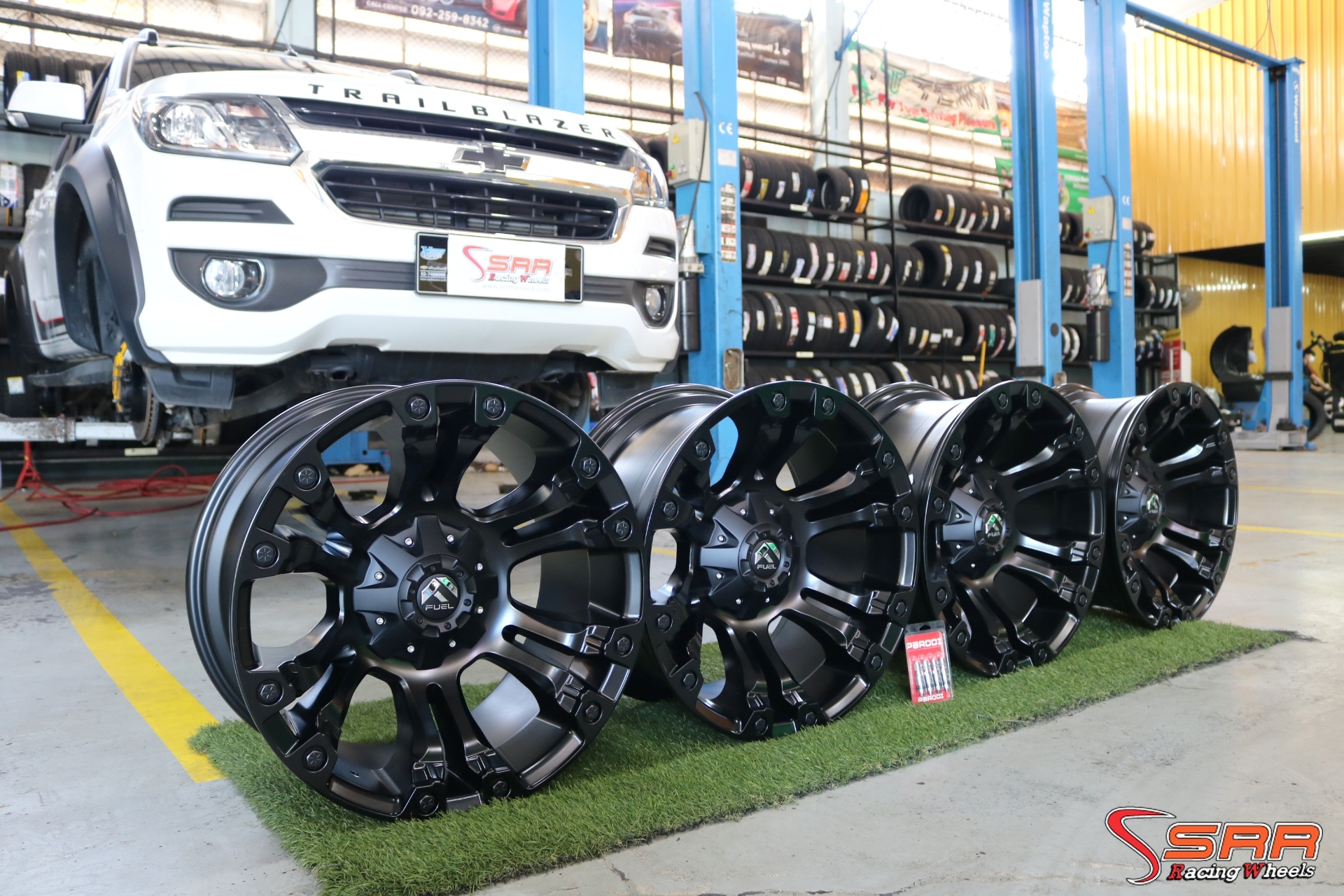 FUEL VAPOR ล้อแม็กซ์แท้ ขอบ20 กว้าง10 PCD12x135-139.7 (offset-18)
