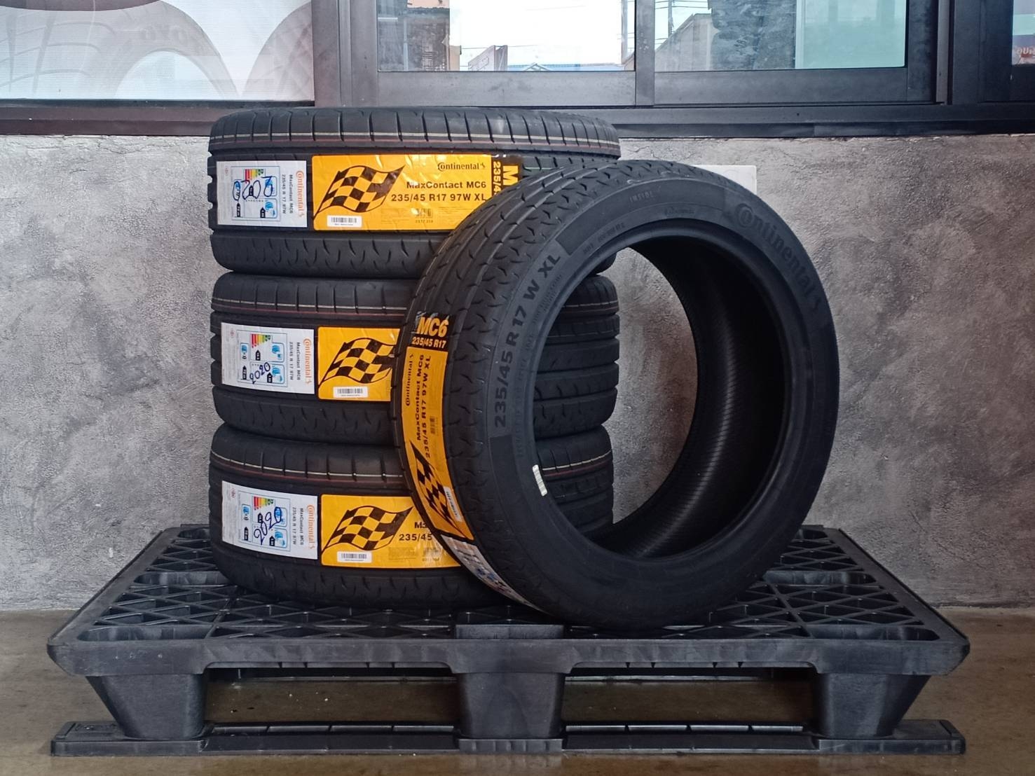 CONTINENTAL 235/45R17 CONTACT MC6 97W XL MADE IN THAILAND