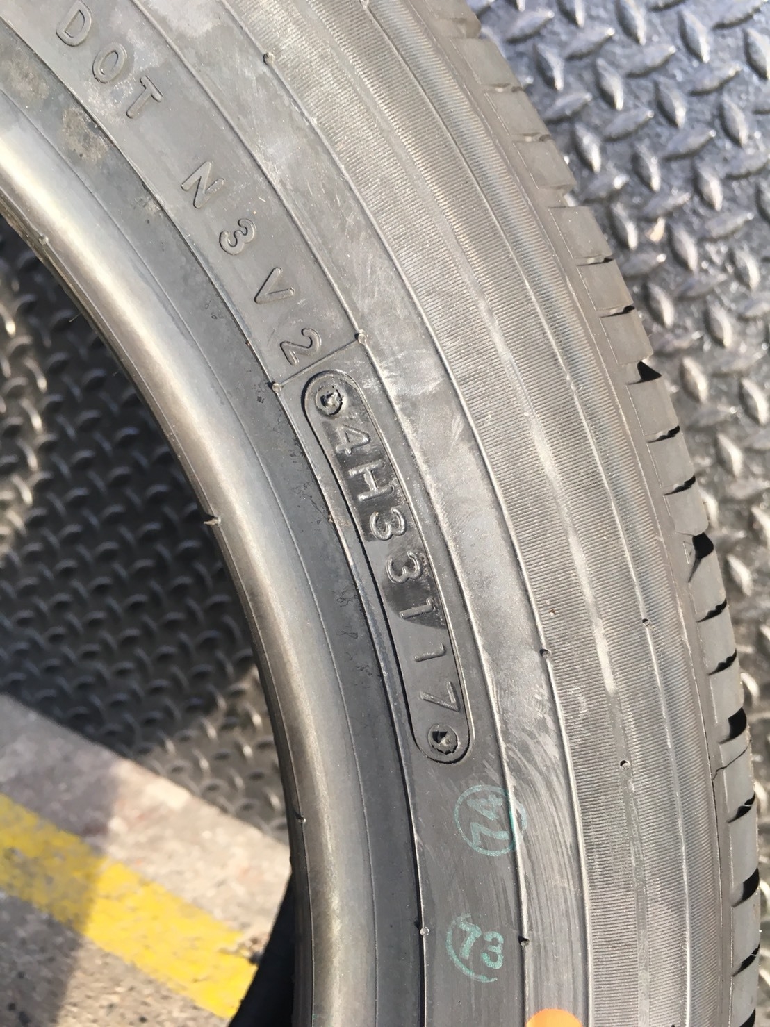 TOYO PROXES R40A 215-50-18 เส้น 5900 ปี17 ปกติ 7500