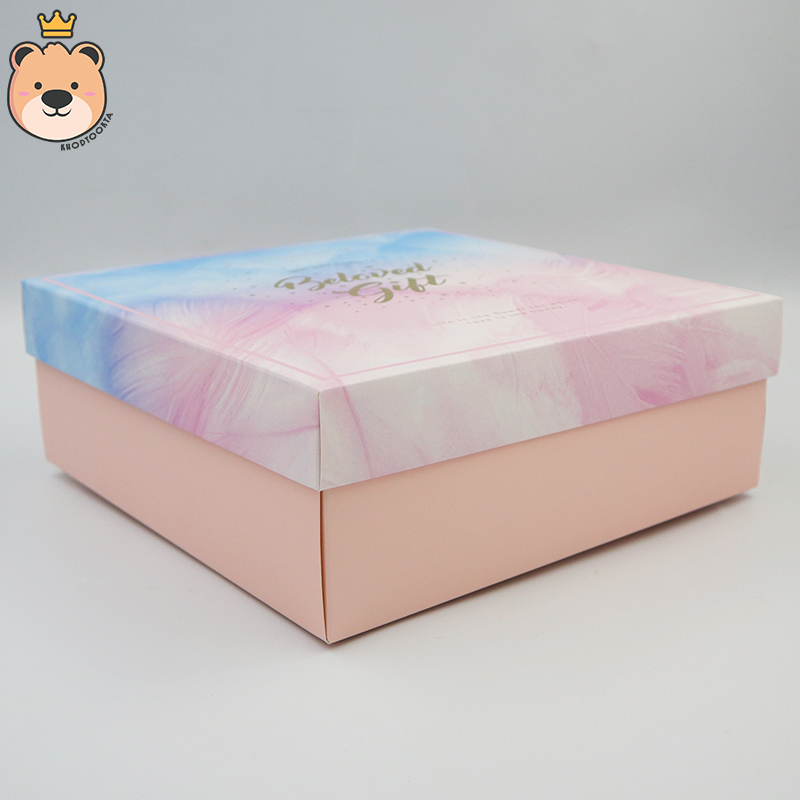 กล่องของขวัญ Gift box ประกอบให้พร้อมส่ง กล่องเปิดฝา กล่องของขวัญชำร่วย มี 4 ลายให้เลือก (แพ็คกล่องส่ง)