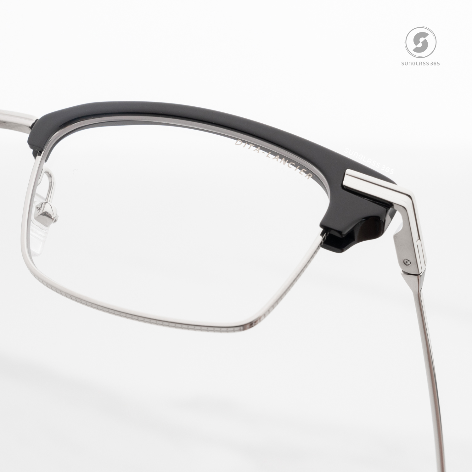 แว่นสายตา DITA LANCIER DLX439 A 02 with Blue Control Lens