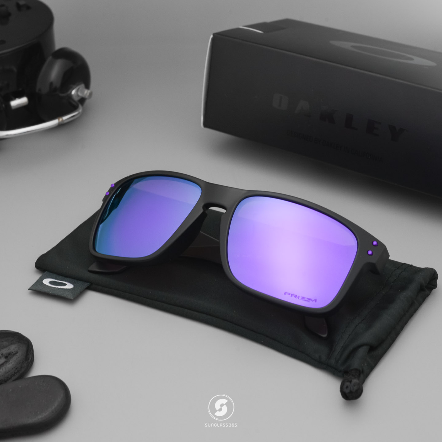 Oakley HOLBROOK OO9244-47 Matte Black Prizm Violet