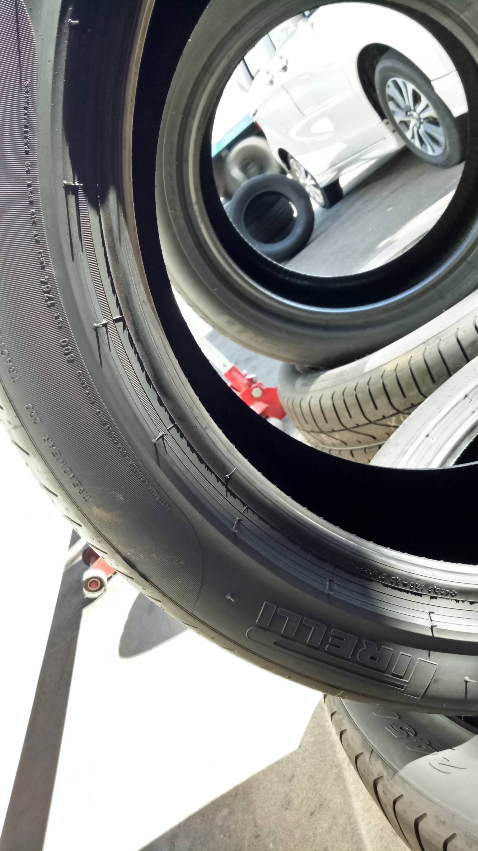 PIRELLI P-ZERO 275/45-18 เส้น 7800 ปี16 ปกติ 15500 ลดสุดคุ้ม