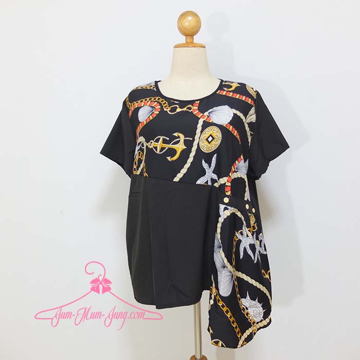 *อก50นิ้ว*เสื้อแฟชั่นคนอ้วนผ้าไหมอิตาลีสีดำลายโซ่แต่งระบายย้วยที่ชายเสื้อ ติดกระดุม3เม็ด สวยเก๋น่ารักมากๆค่ะ