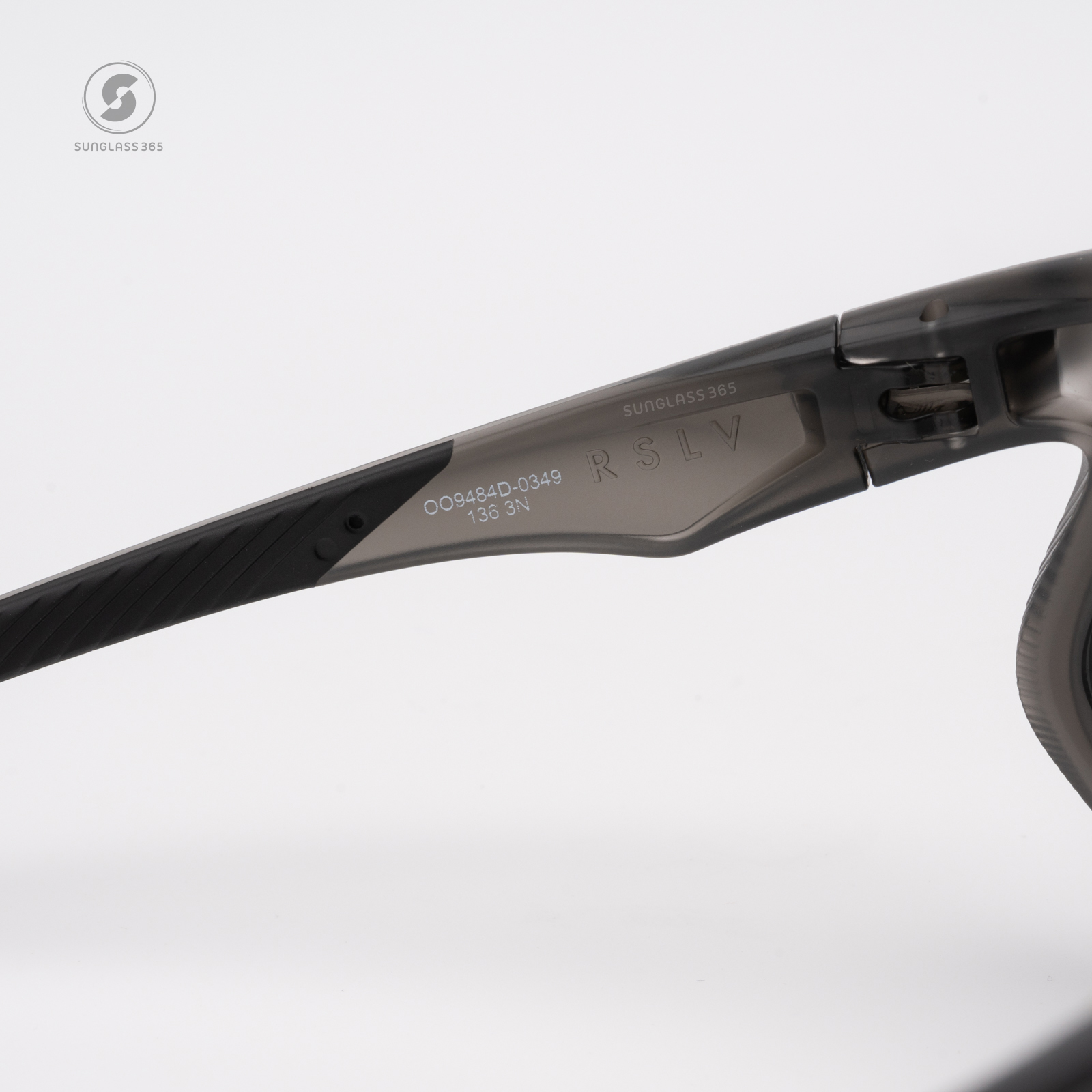 Oakley RSLV OO9484D-03 Matte Black Prizm Sapphire