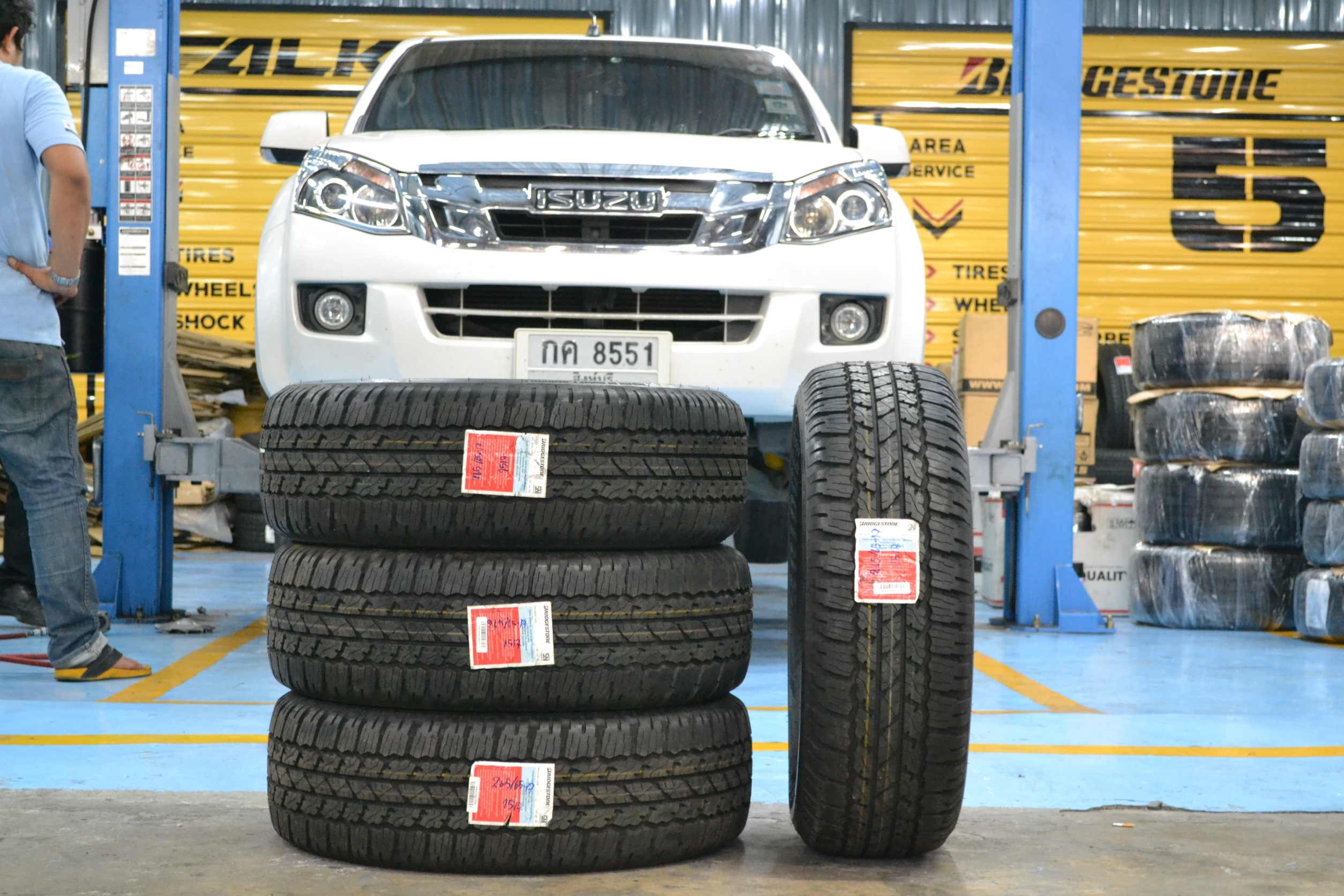 BRIDGESTONE AT693 265/65-17 เส้น 3750 ปกติ 7500
