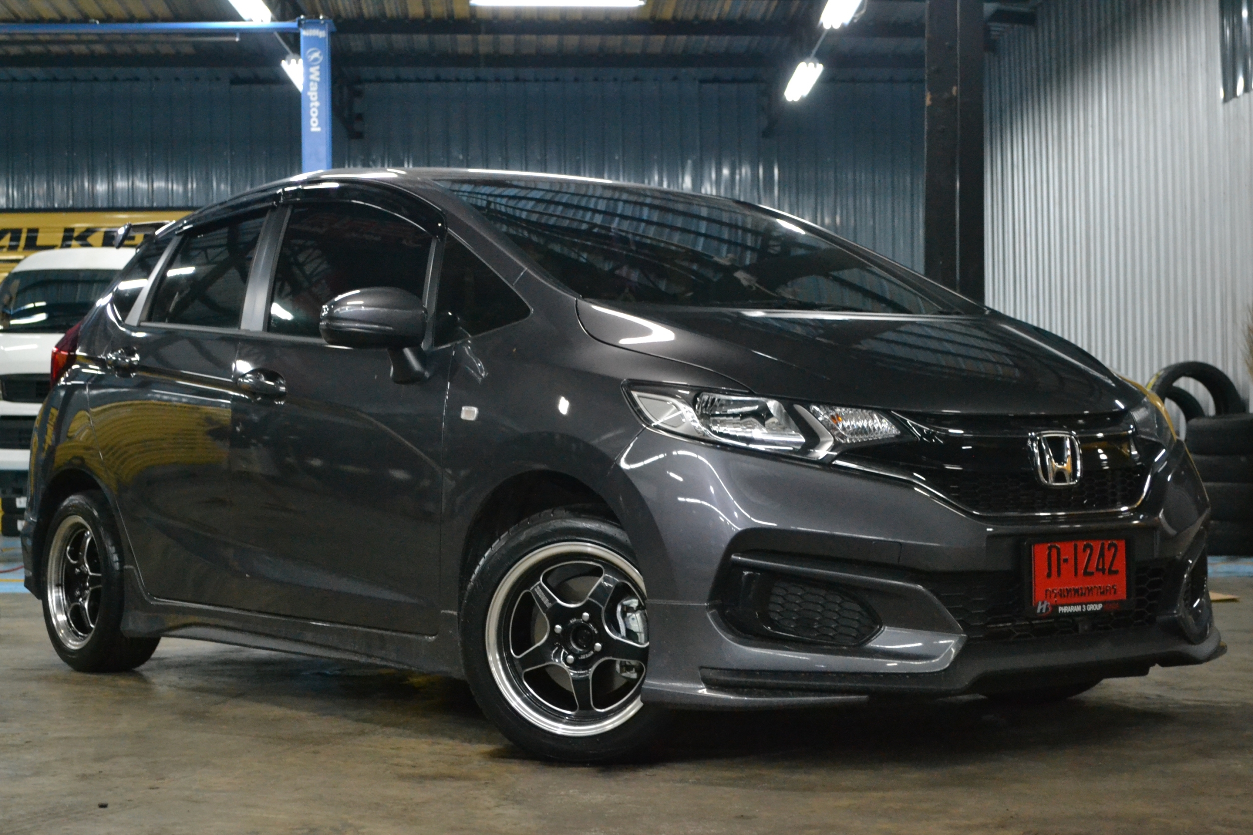 PARODI RS-02 ขอบ15 พร้อมยาง TOYO T1R ชุด 17980 ปกติ 29500