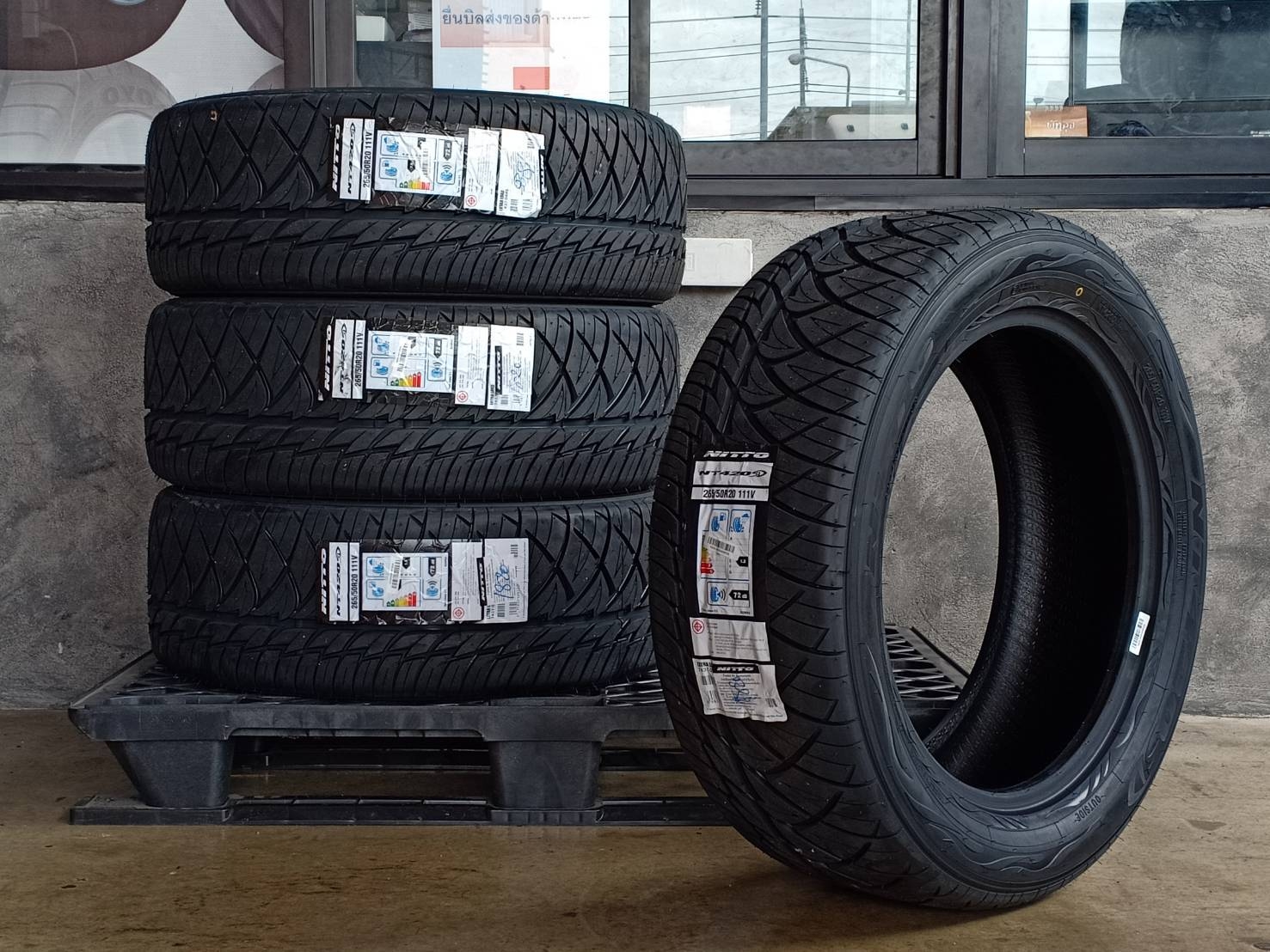 NITTO 265/50R20 NT 420SD 111V MADE IN MALAYSIA