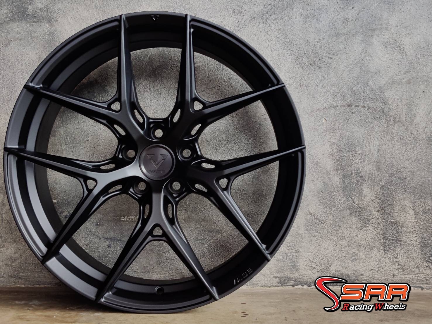 VAGE VF04 20X8.5 - 10 5X112-114.3 35-40 ALUMITE BLACK (ดำด้าน)