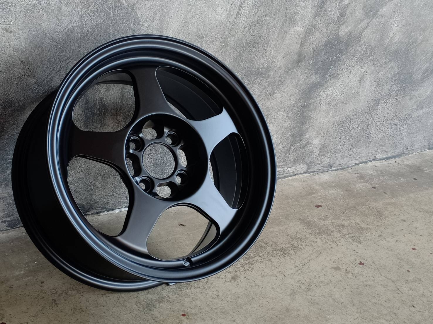 ZX21A 15X7 4X100 35 73.1 CHARCOAL BLACK