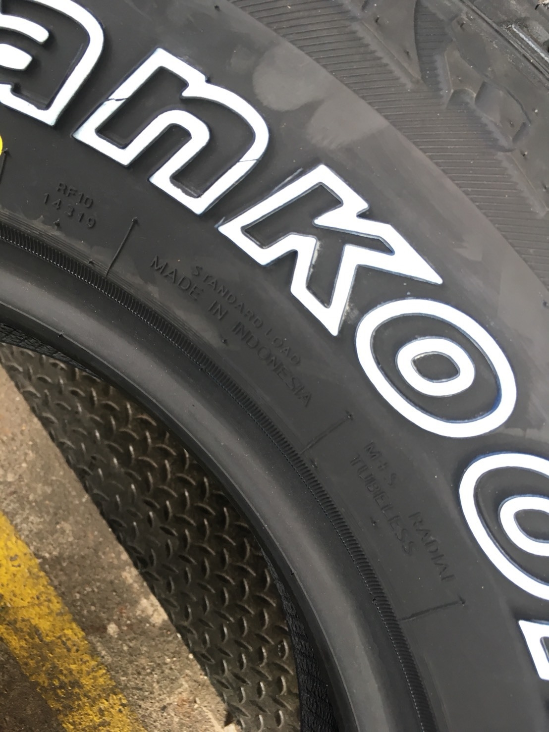 HANKOOK DYNAPRO AT-M 265-70-16 เส้น 3900 ปกติ 4900 ปี18