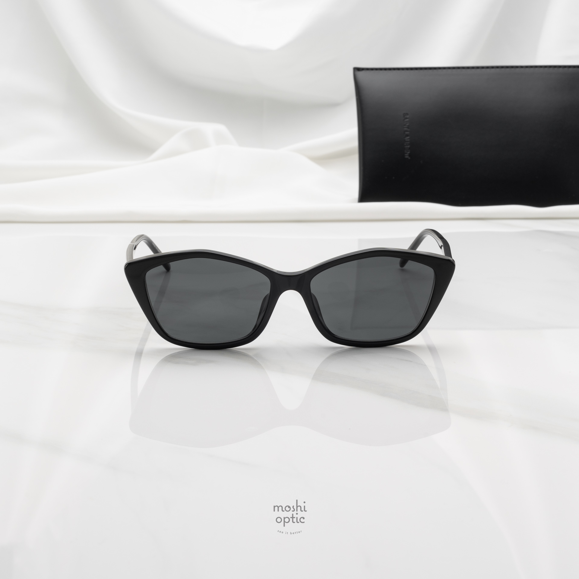 แว่นกันแดด YVES SAINT LAURENT SL 775F 001