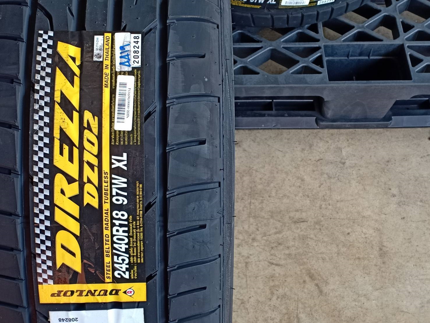DUNLOP 245/40R18 DIREZZA DZ102 97W XL MADE IN THAILAND