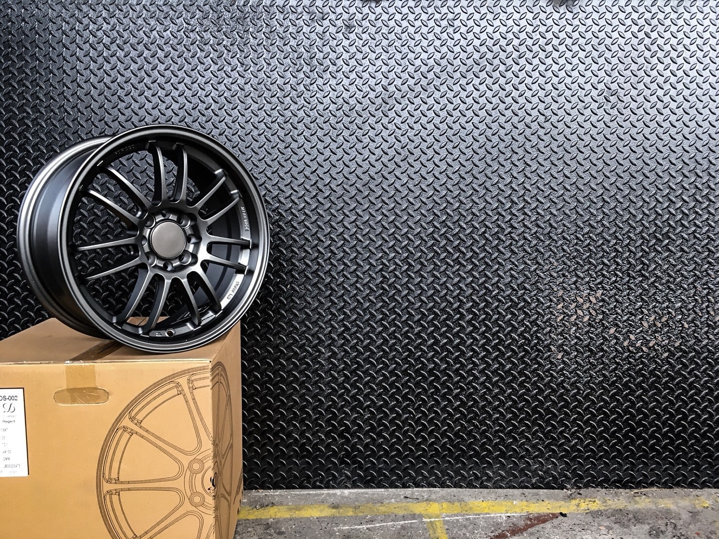 ล้อใหม่ RE30ขอบ15 สีเทากัล