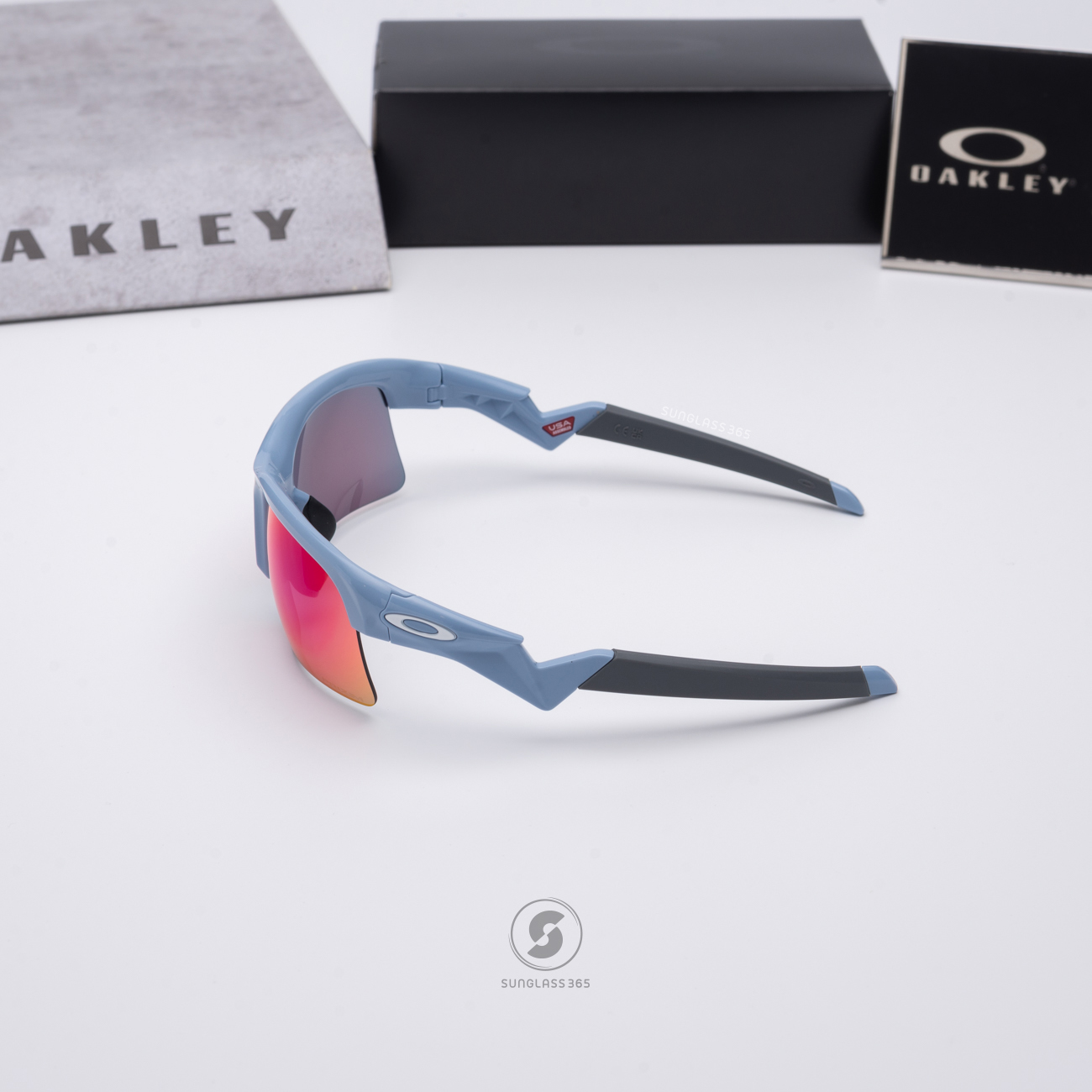 Oakley Capacitor OJ9013-06 Polished Stonewash Prizm Road