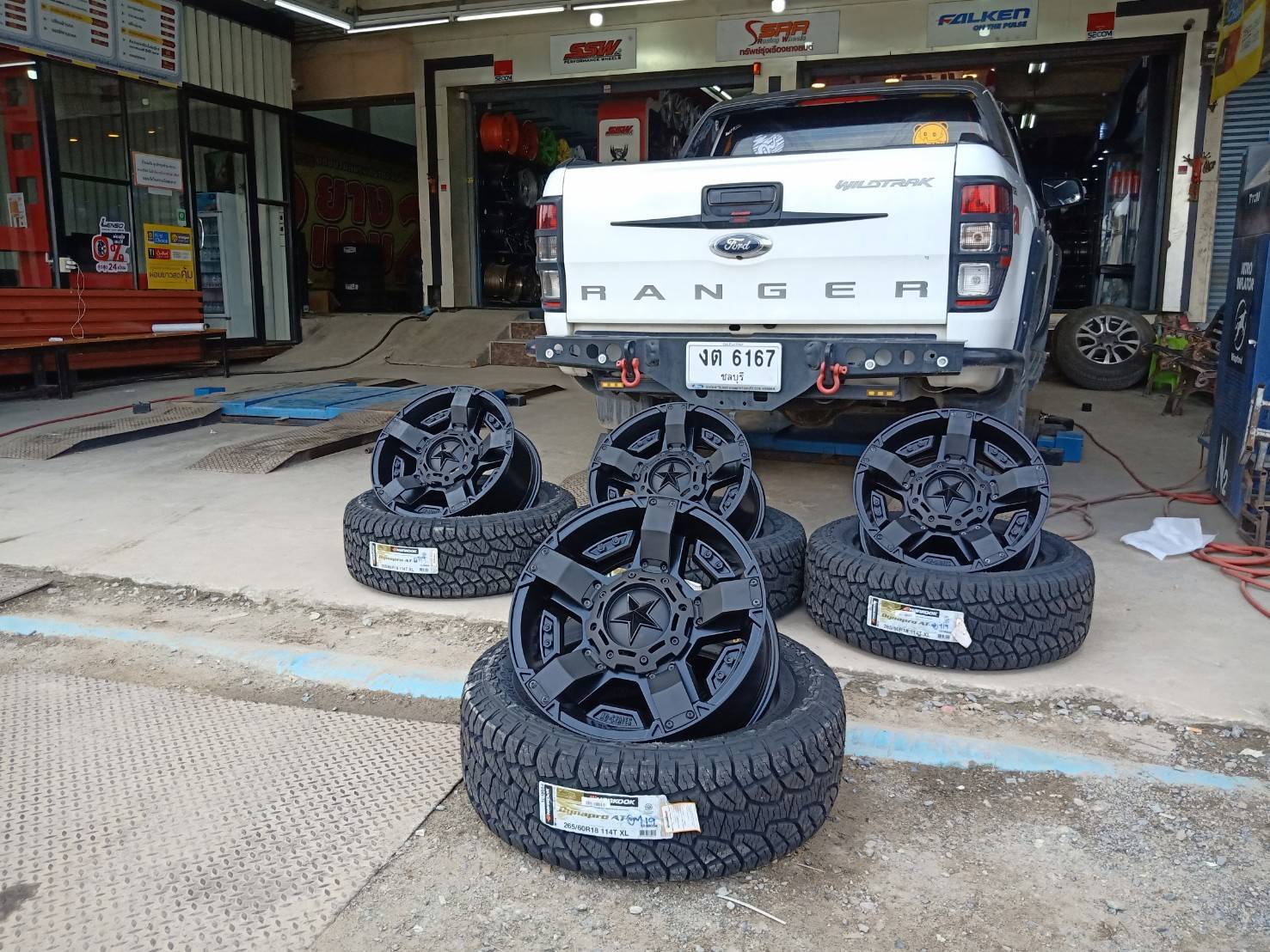 ล้อแท้ KMC XD811 ขอบ18 ราคาพิเศษ