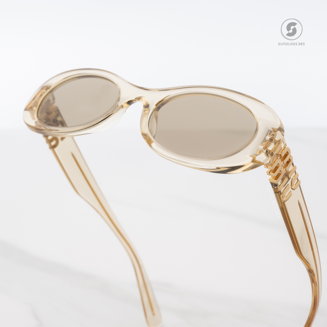 แว่นกันแดด Miu Miu MU06ZS 11T40F