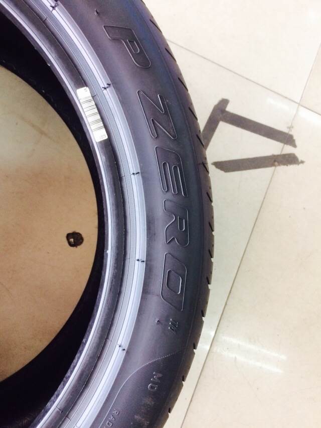 PIRELLI PZERO MO 255/40-18 ขาย 13800 ปี17