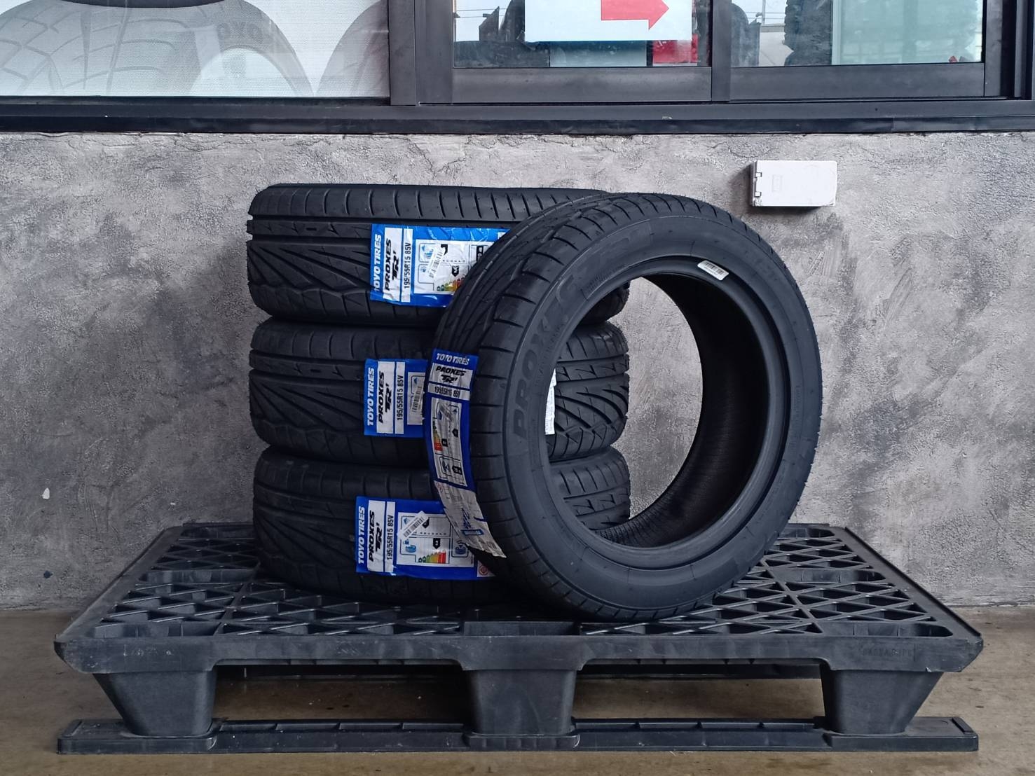 TOYO 195/55R15 PROXES TR1 85V MADE IN MALAYSIA