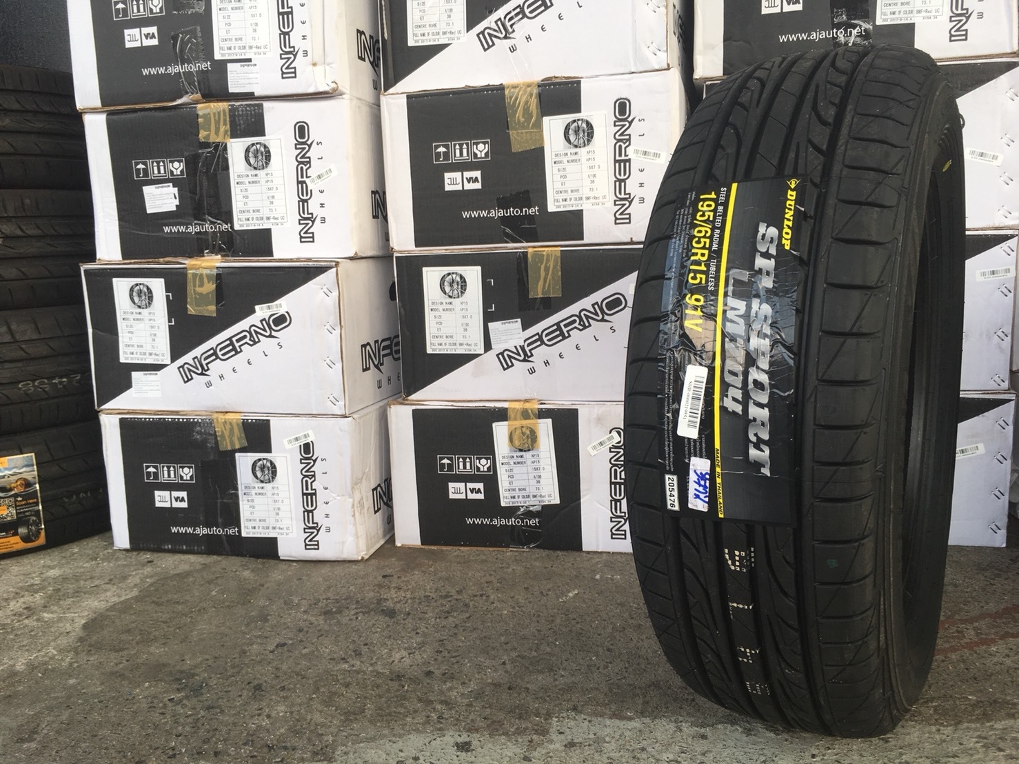 DUNLOP LM704 โปรโมชั่นสุดฮอต.....!!!!! ซื้อ2แถม2