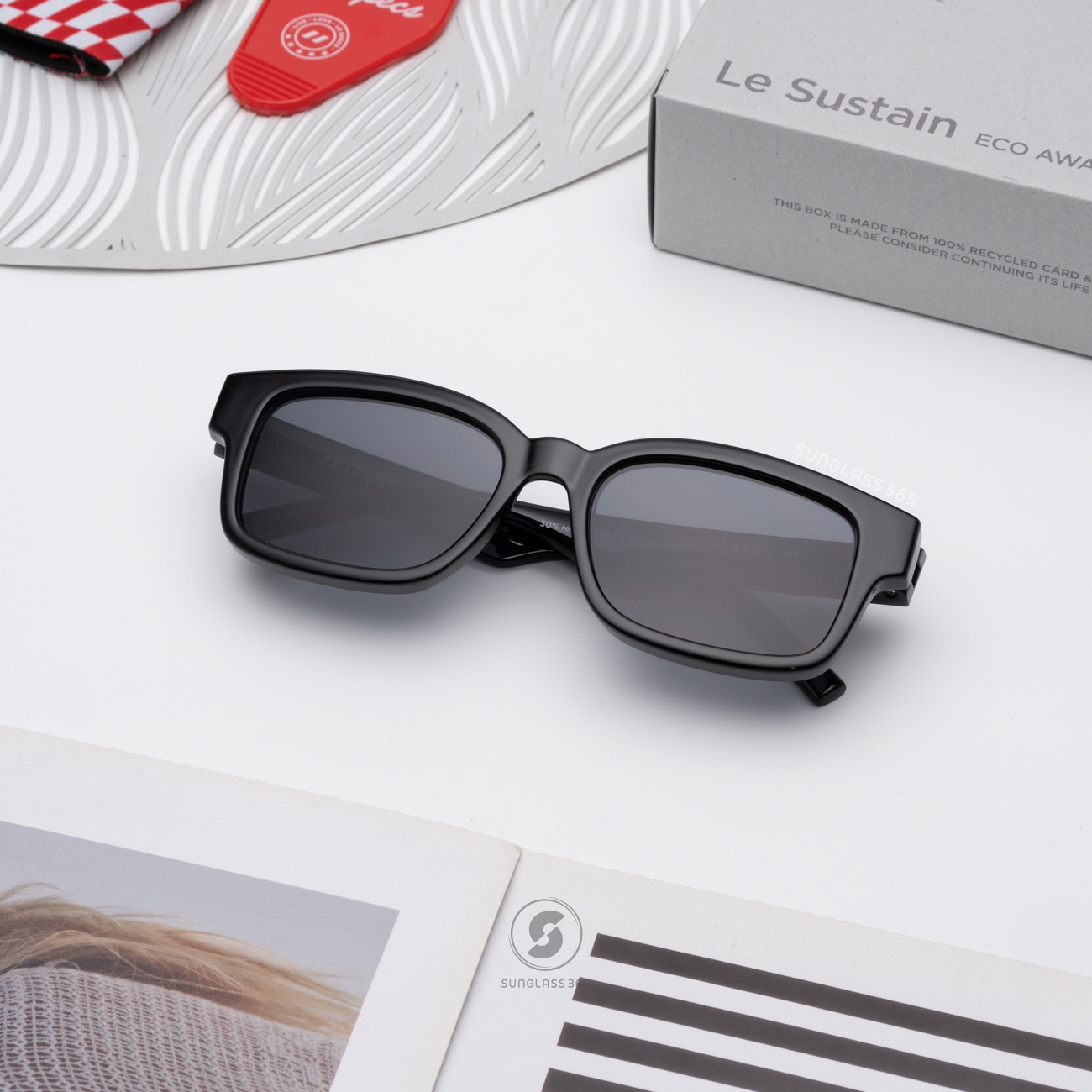 แว่นกันแดด Le Specs LSP2329638 RECARMITO Black